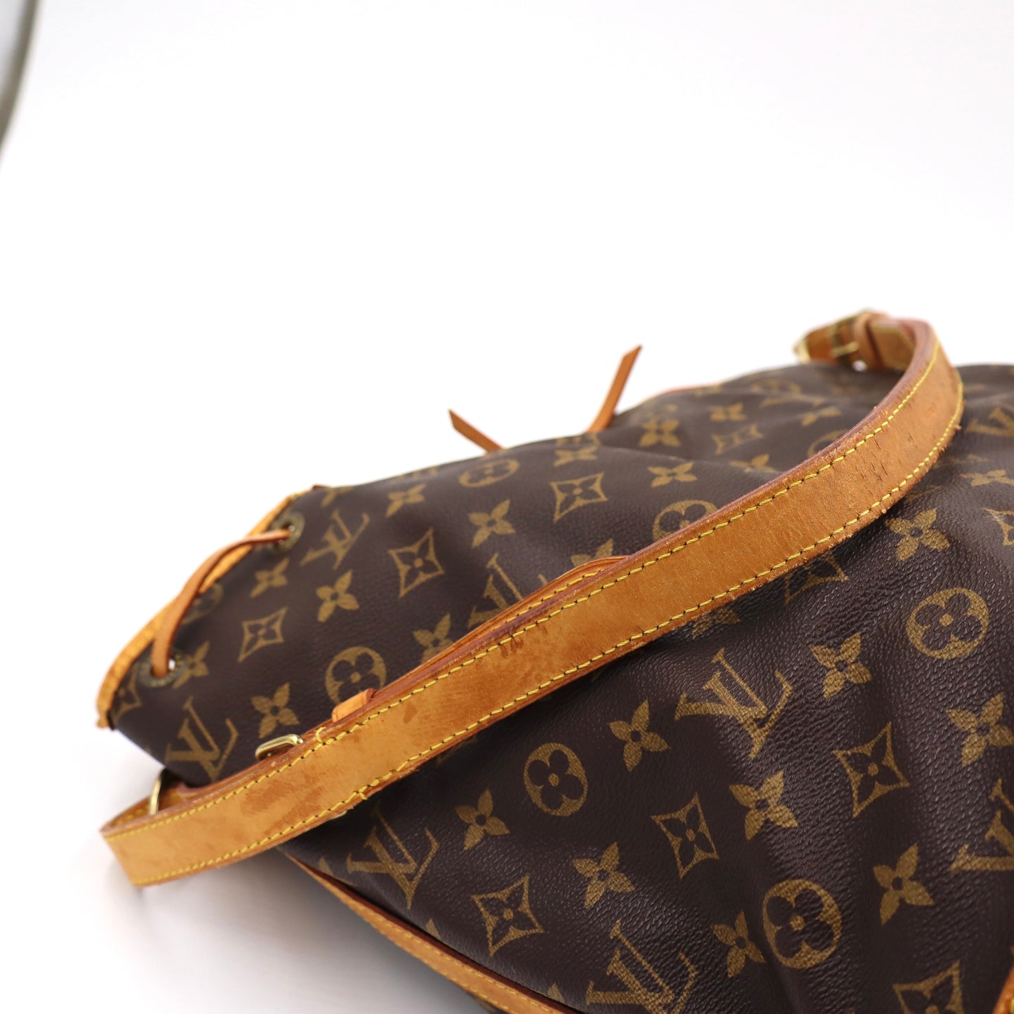 Louis Vuitton sac Noé Grande Monogram - 444