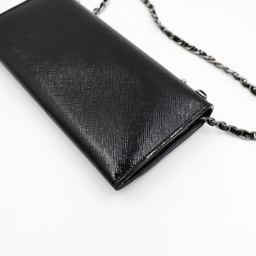 Prada Saffiano Vernice Wallet on Chain
