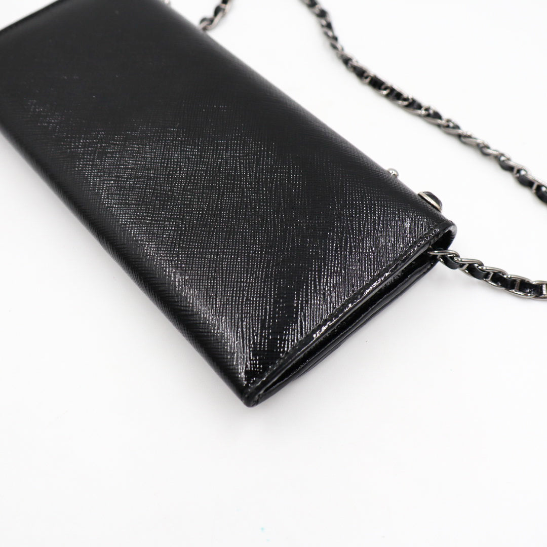 Prada Saffiano Vernice Wallet on Chain