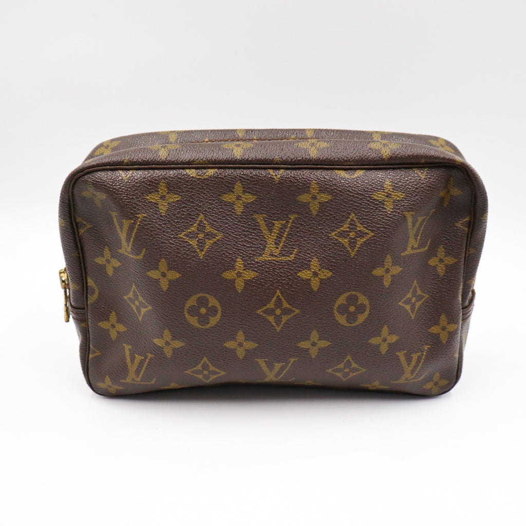 Louis Vuitton Trousse Toilette Clutch 23