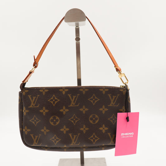 Louis Vuitton Pochette Monogram - 594