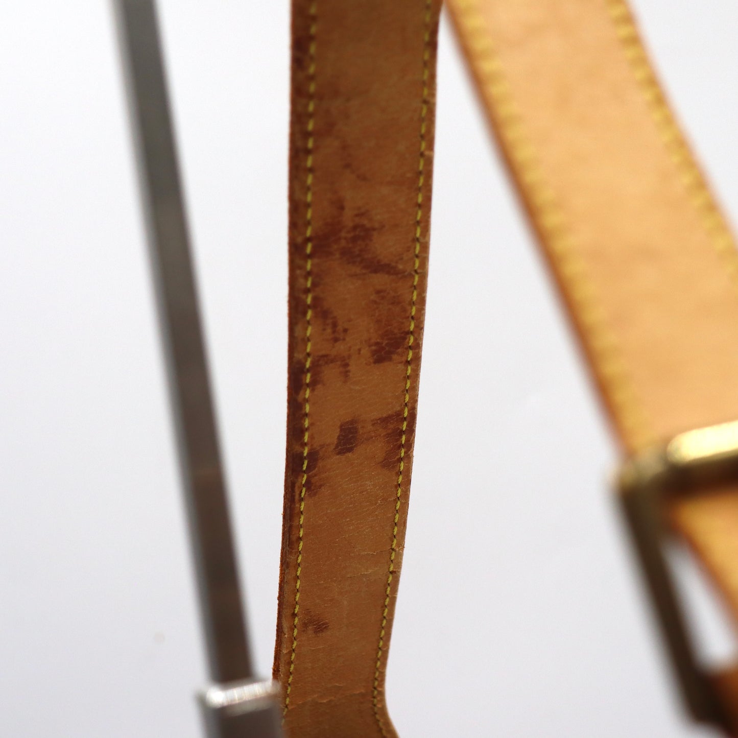 Louis Vuitton Croissant MM Monogram - 460