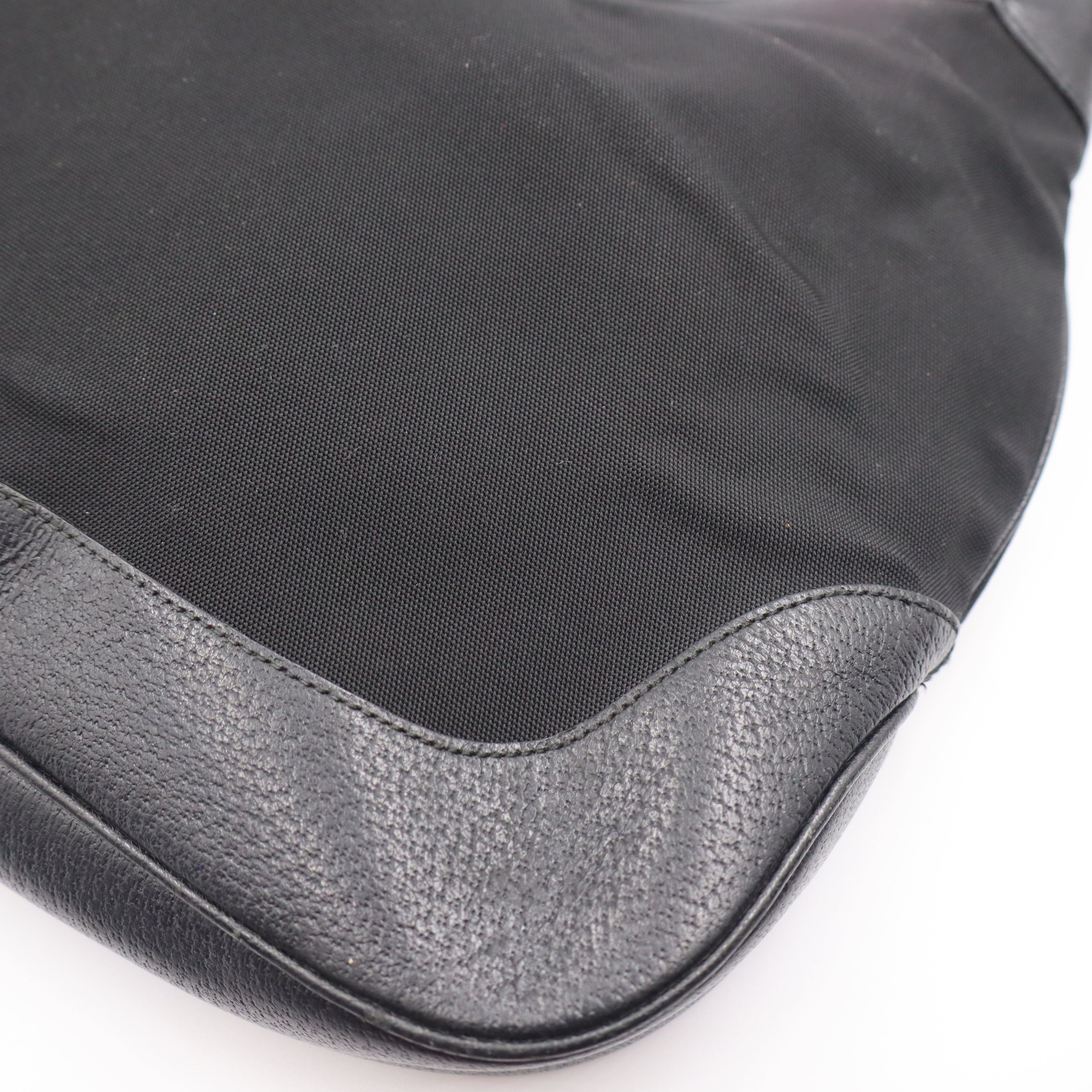 Gucci GG Jackie Monogram - 551