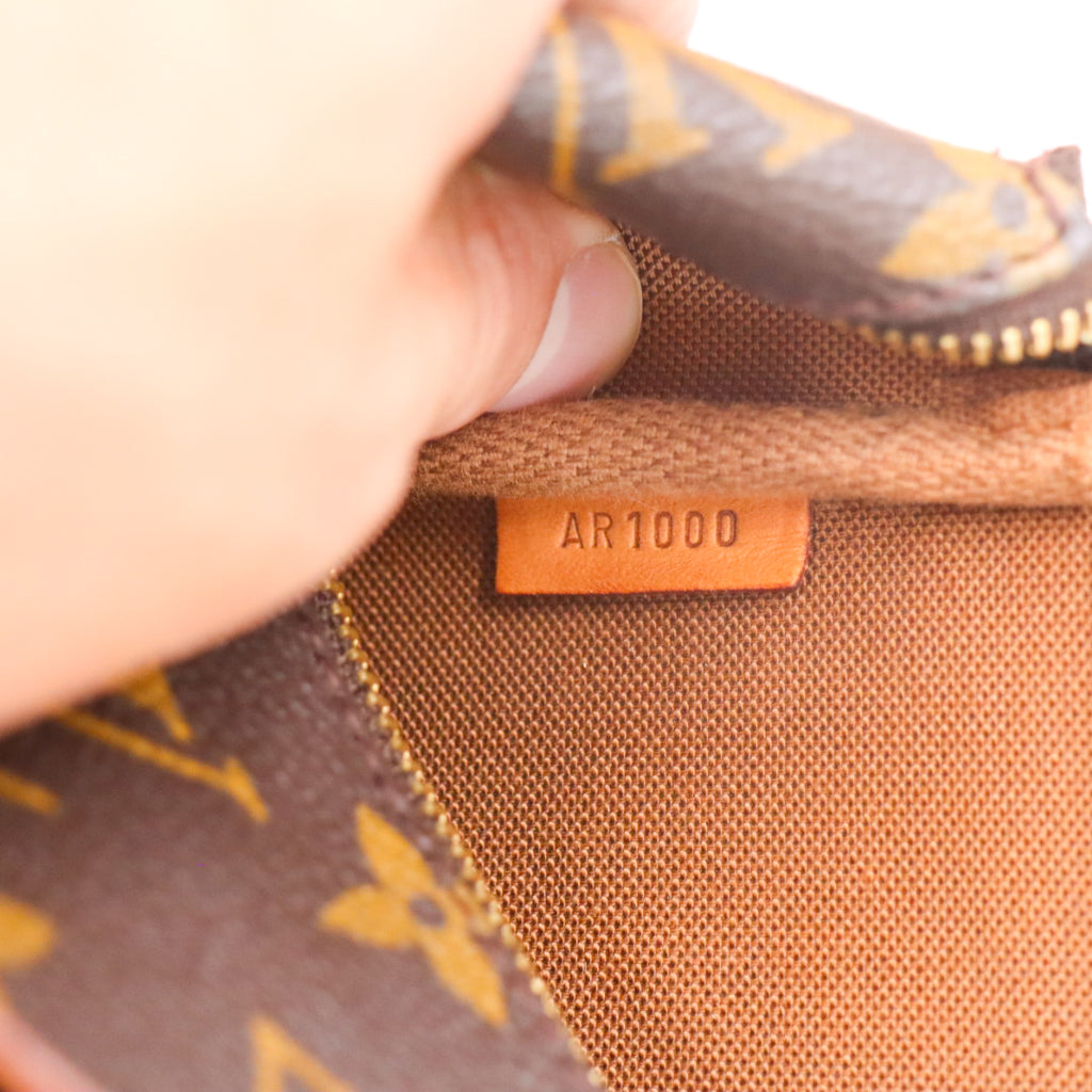 Louis Vuitton Pochette Monogramm
