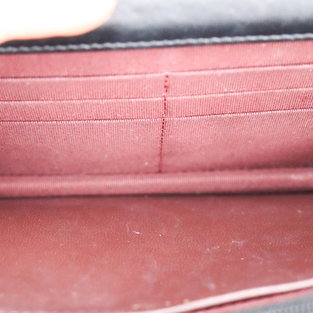 Chanel Matelasse Wallet on Chain