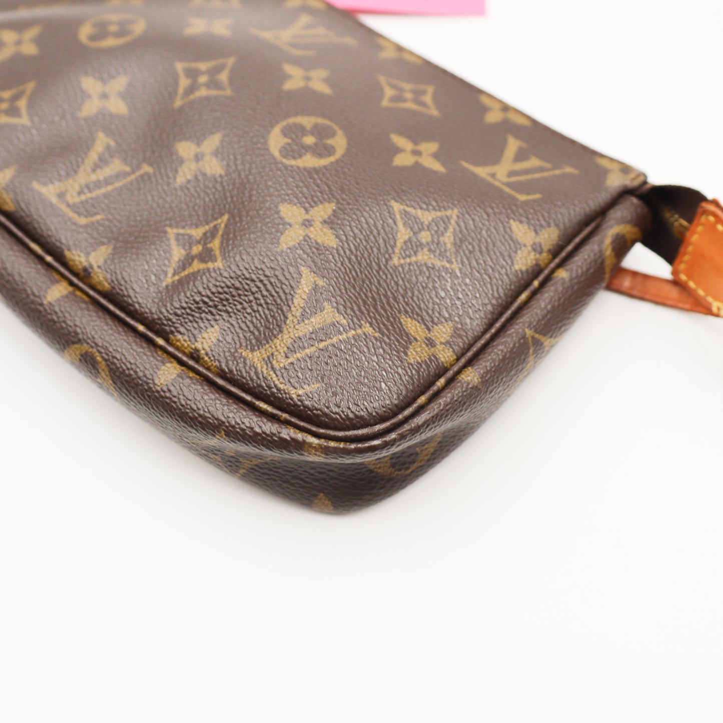 Louis Vuitton Pochette Monogram - 594