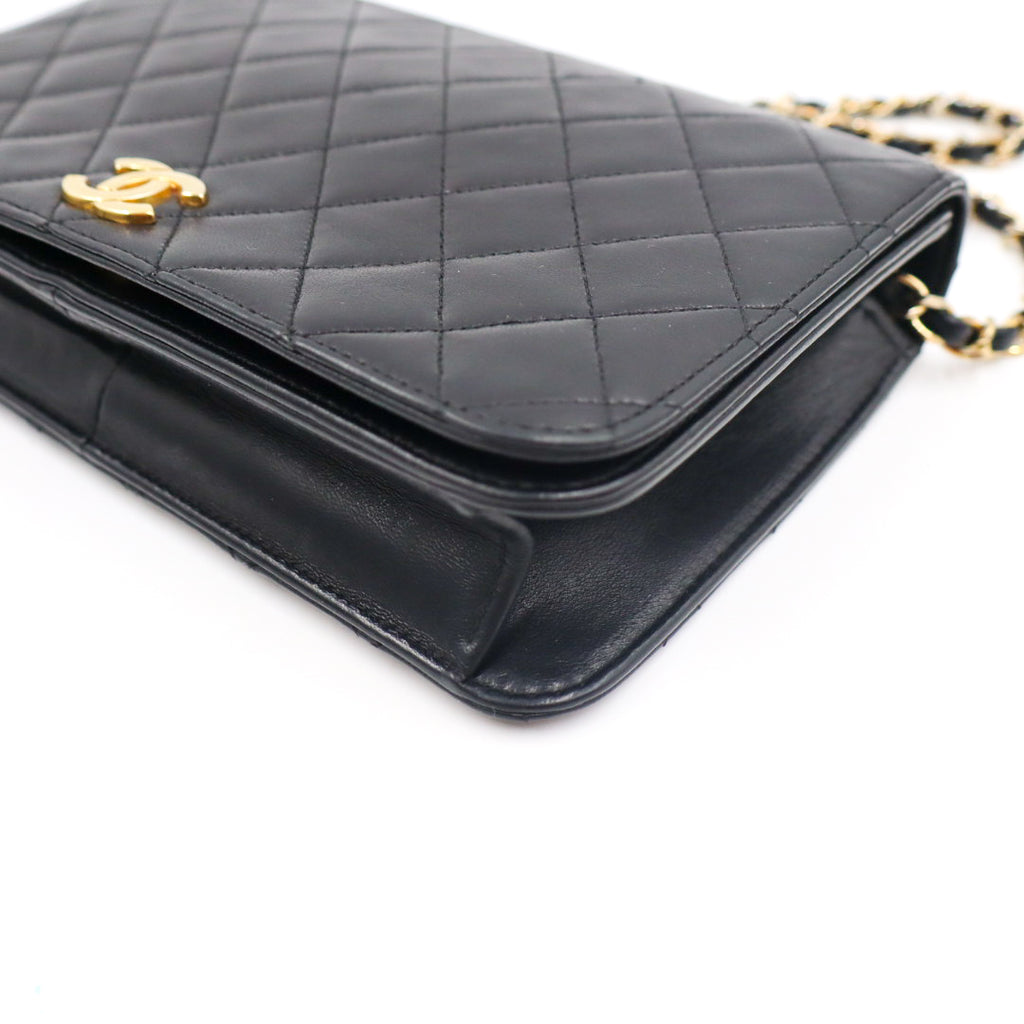 Chanel Matelasse Wallet on Chain