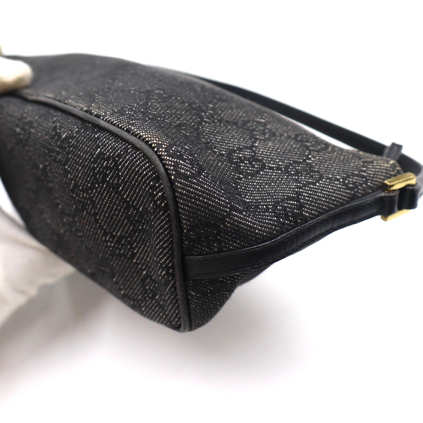 Gucci GG Boat Pochette - 557