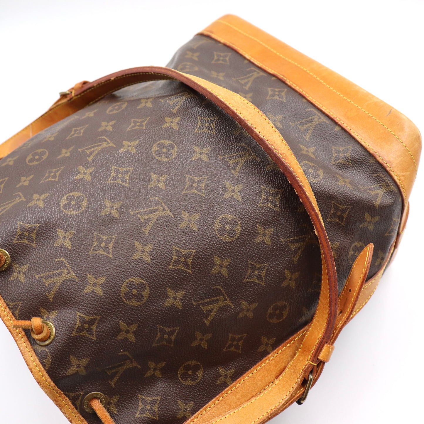 Louis Vuitton sac Noé Grande Monogram - 527