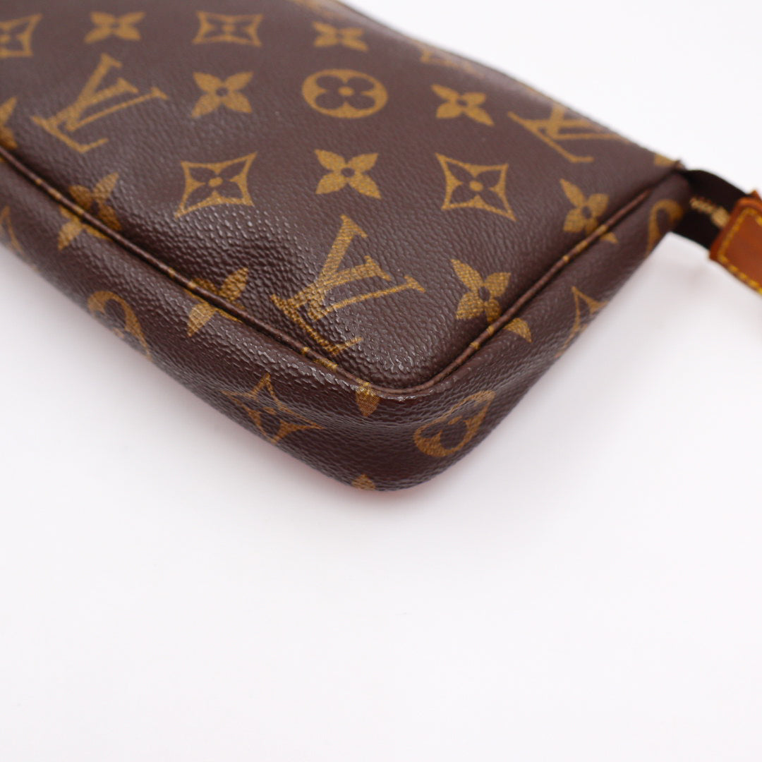 Louis Vuitton Pochette Monogramm