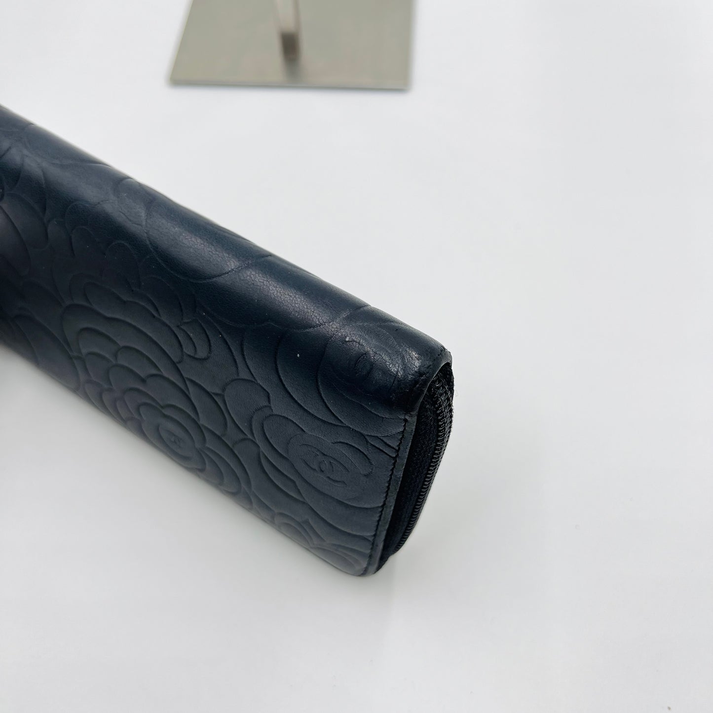 Chanel Timeless Kamelienprägung - 255