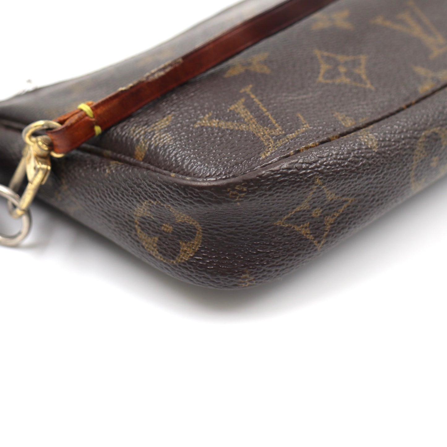 Louis Vuitton Pochette - 373