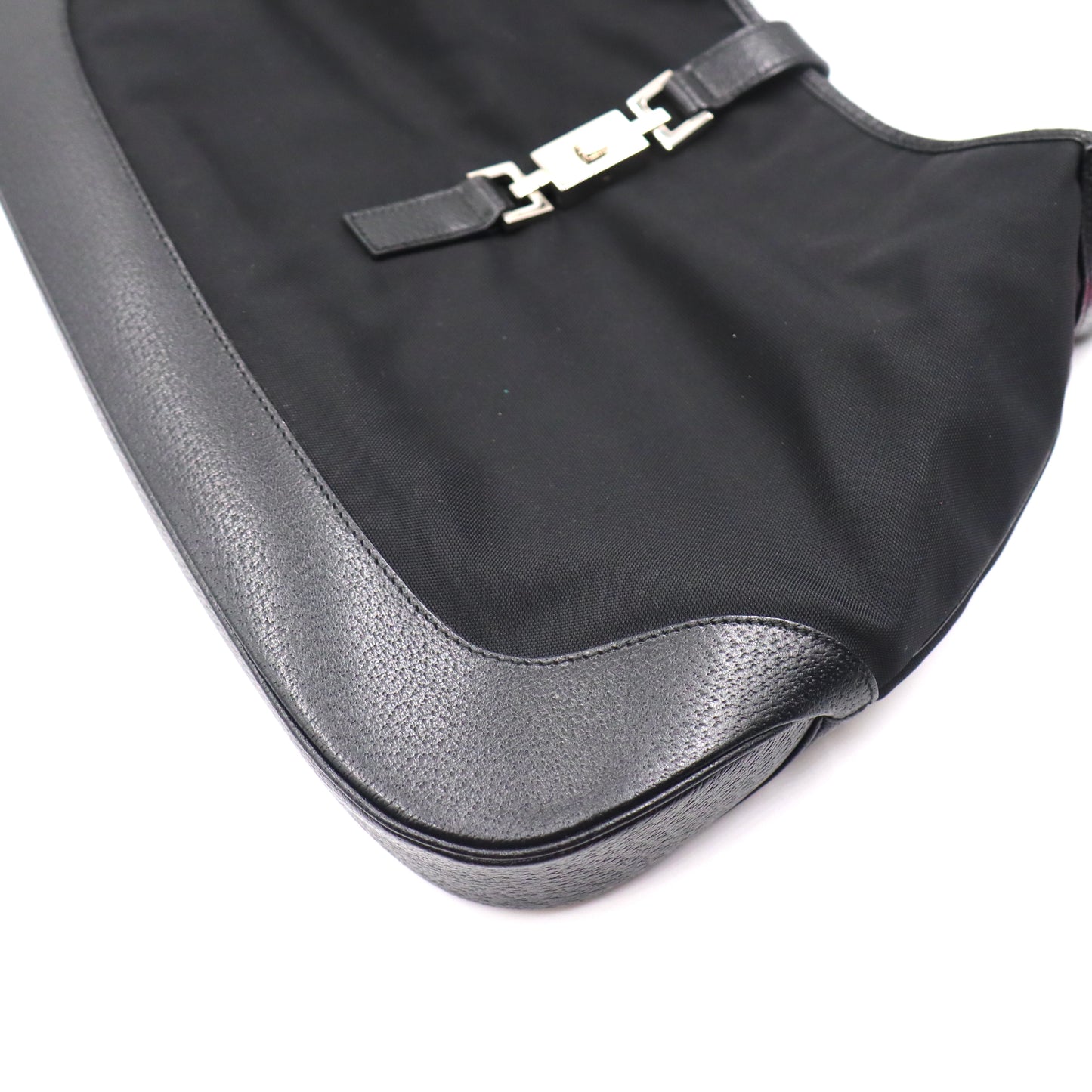 Gucci GG Jackie Monogram - 560