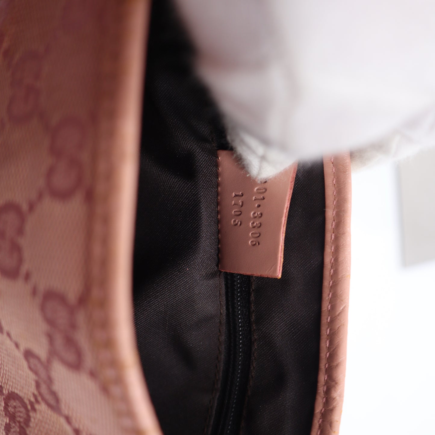 Gucci GG Jackie Monogram - 552