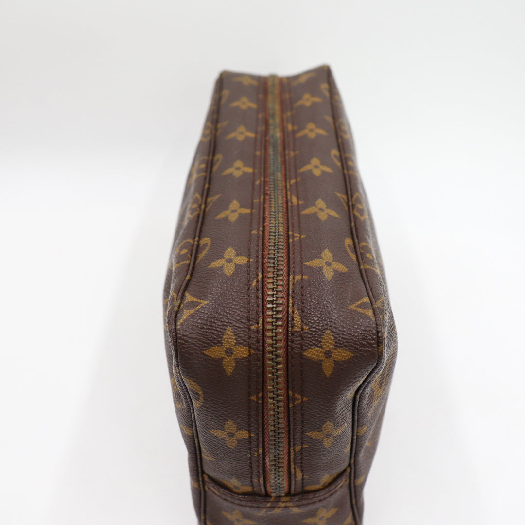Louis Vuitton Trousse Toilette Clutch 28