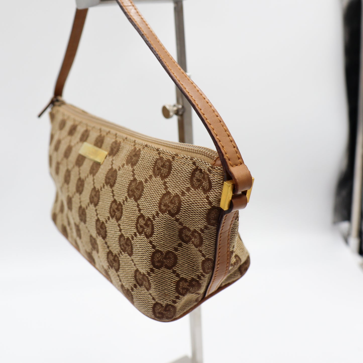 Gucci GG Boat Pochette - 598