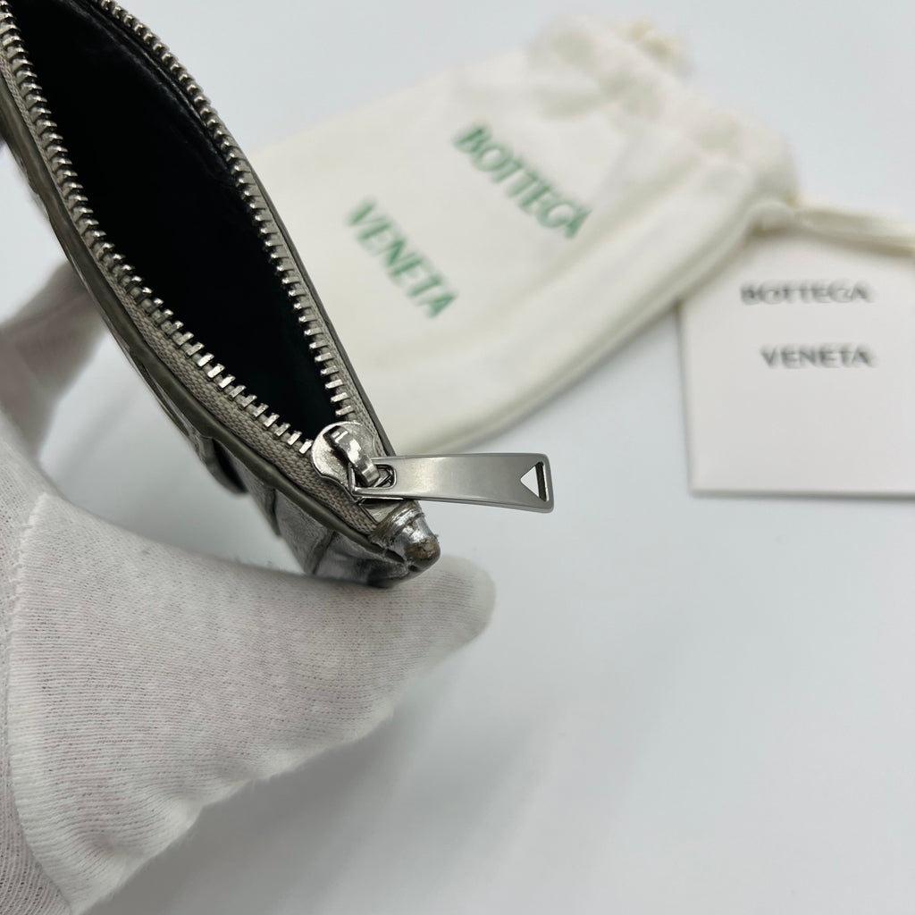 Bottega Veneta Silver Cardholder - 263