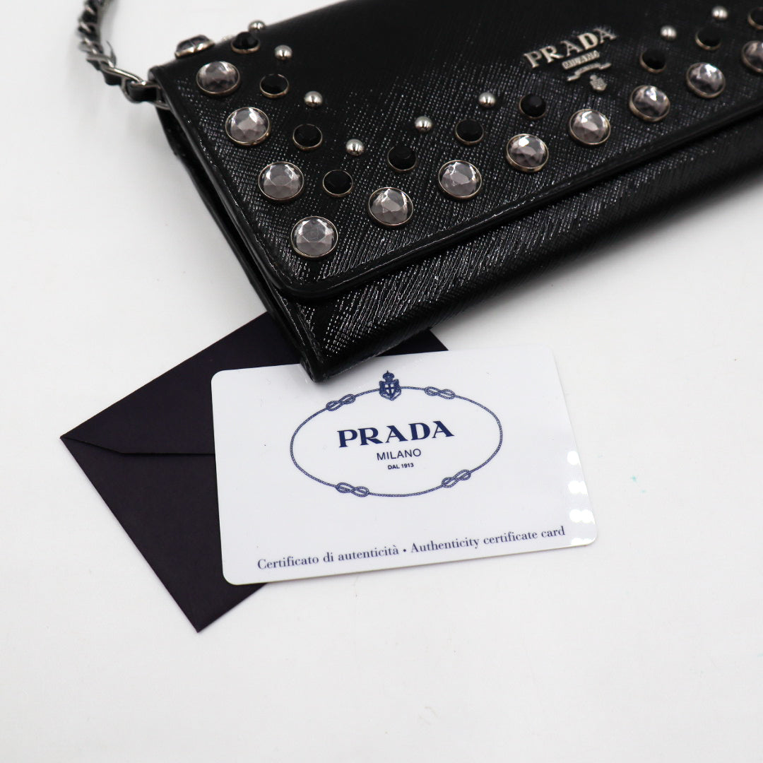 Prada Saffiano Vernice Wallet on Chain