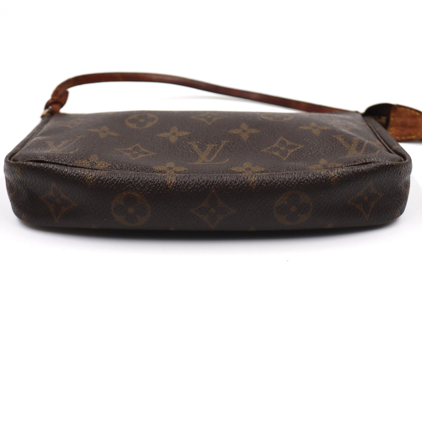 Louis Vuitton Pochette Monogram - 367