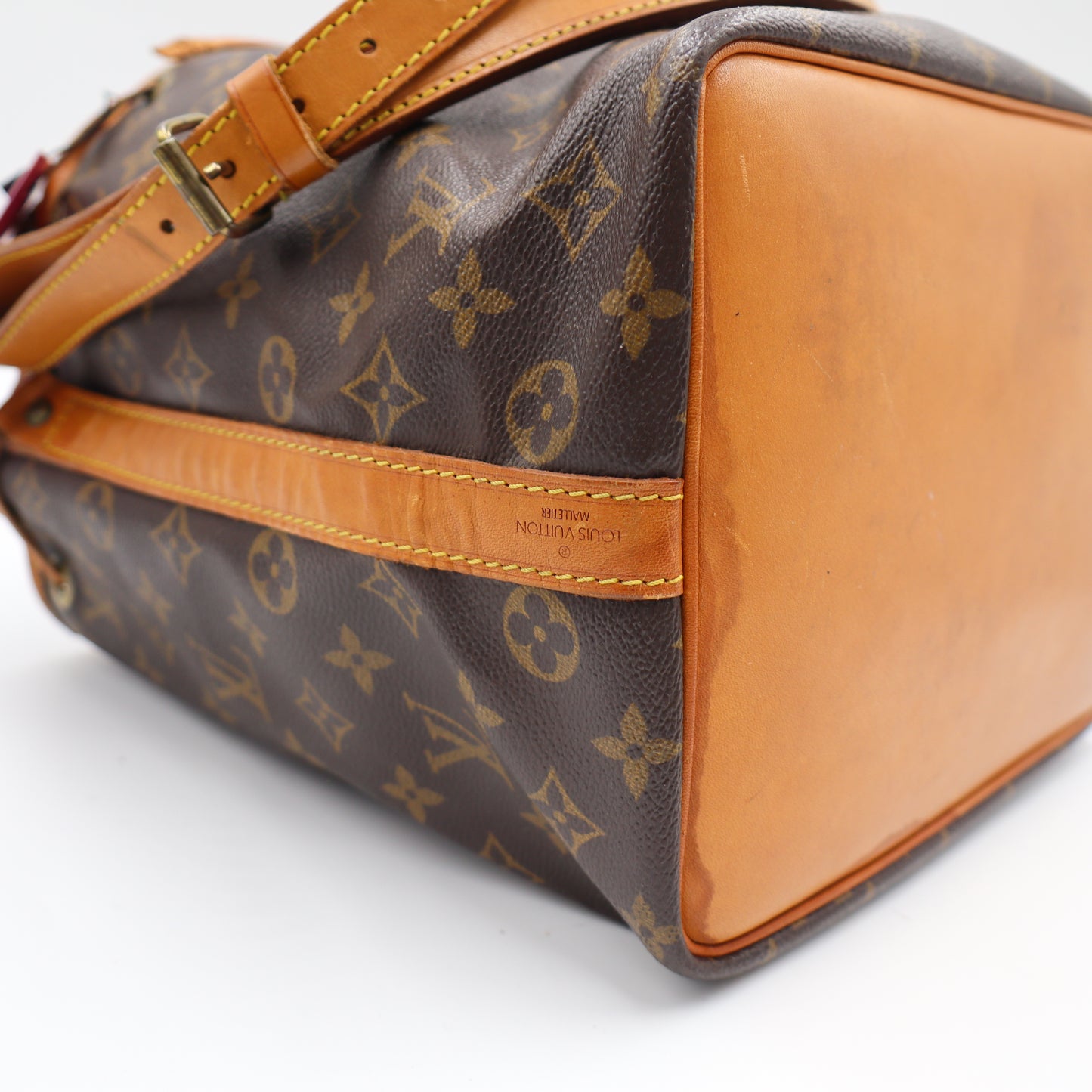 Louis Vuitton Noé Petit Monogram - 1027