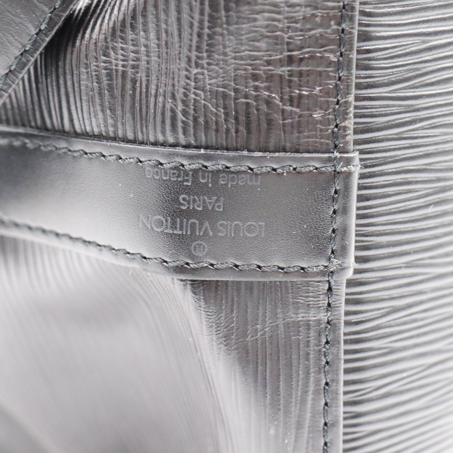 Louis Vuitton Noé Petit Epi Schwarz - 1025