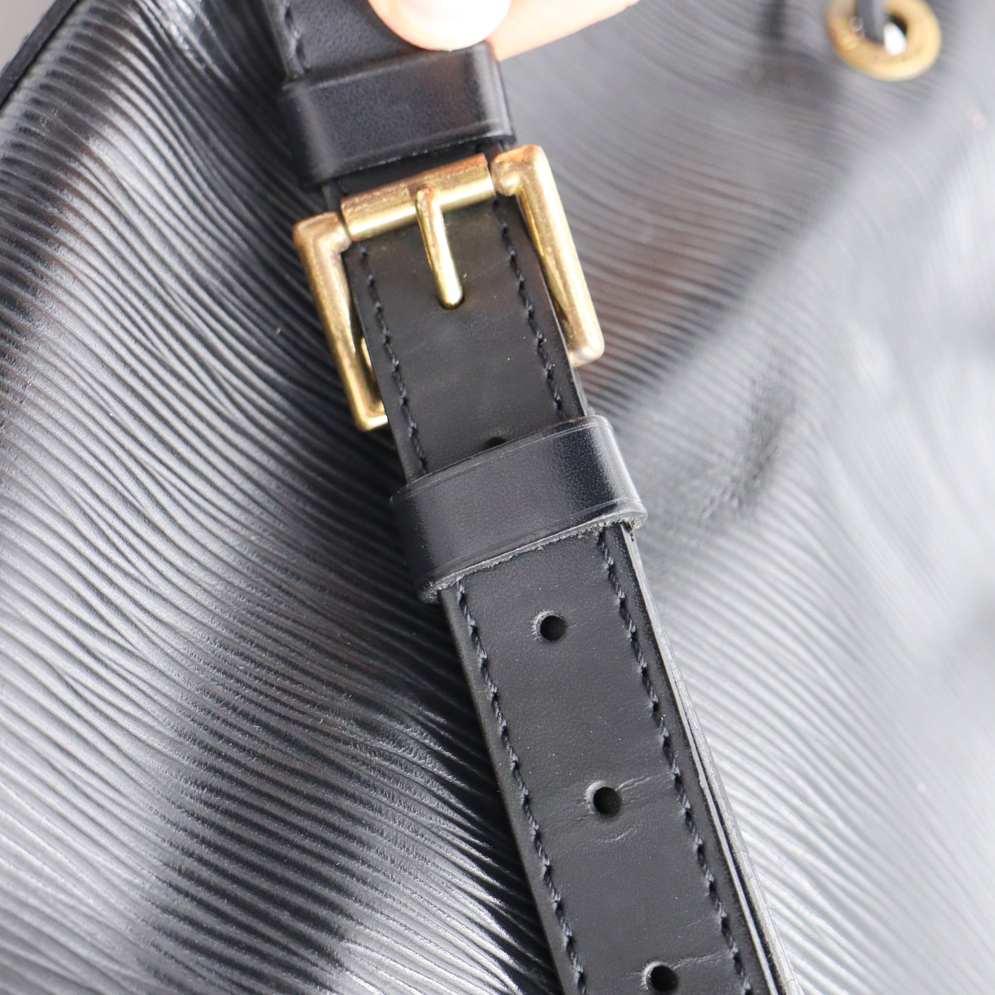 Louis Vuitton Noé Petit Epi Schwarz - 1035