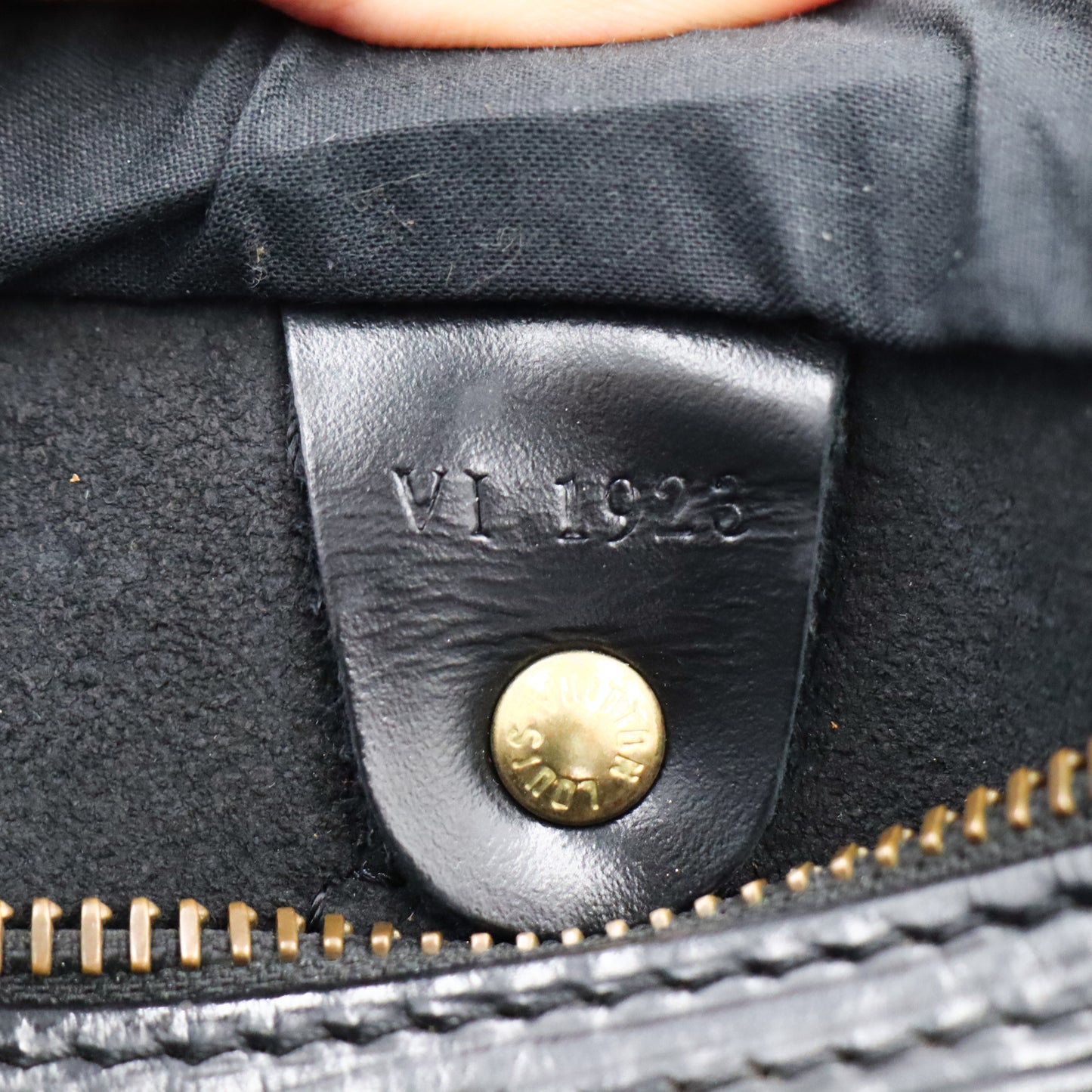 Louis Vuitton Speedy 25 EPI - 1051