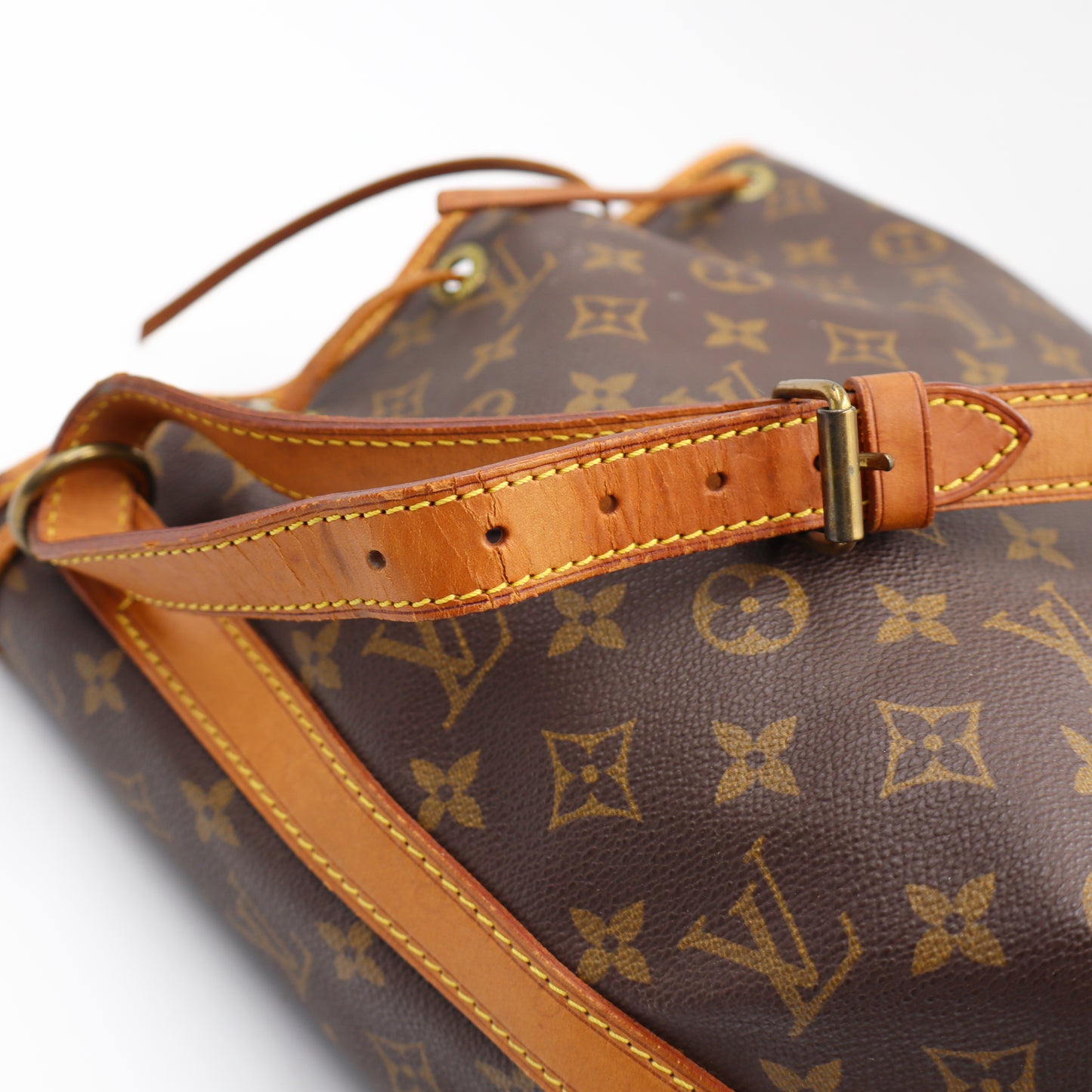 Louis Vuitton Noé Petit Monogram - 1085