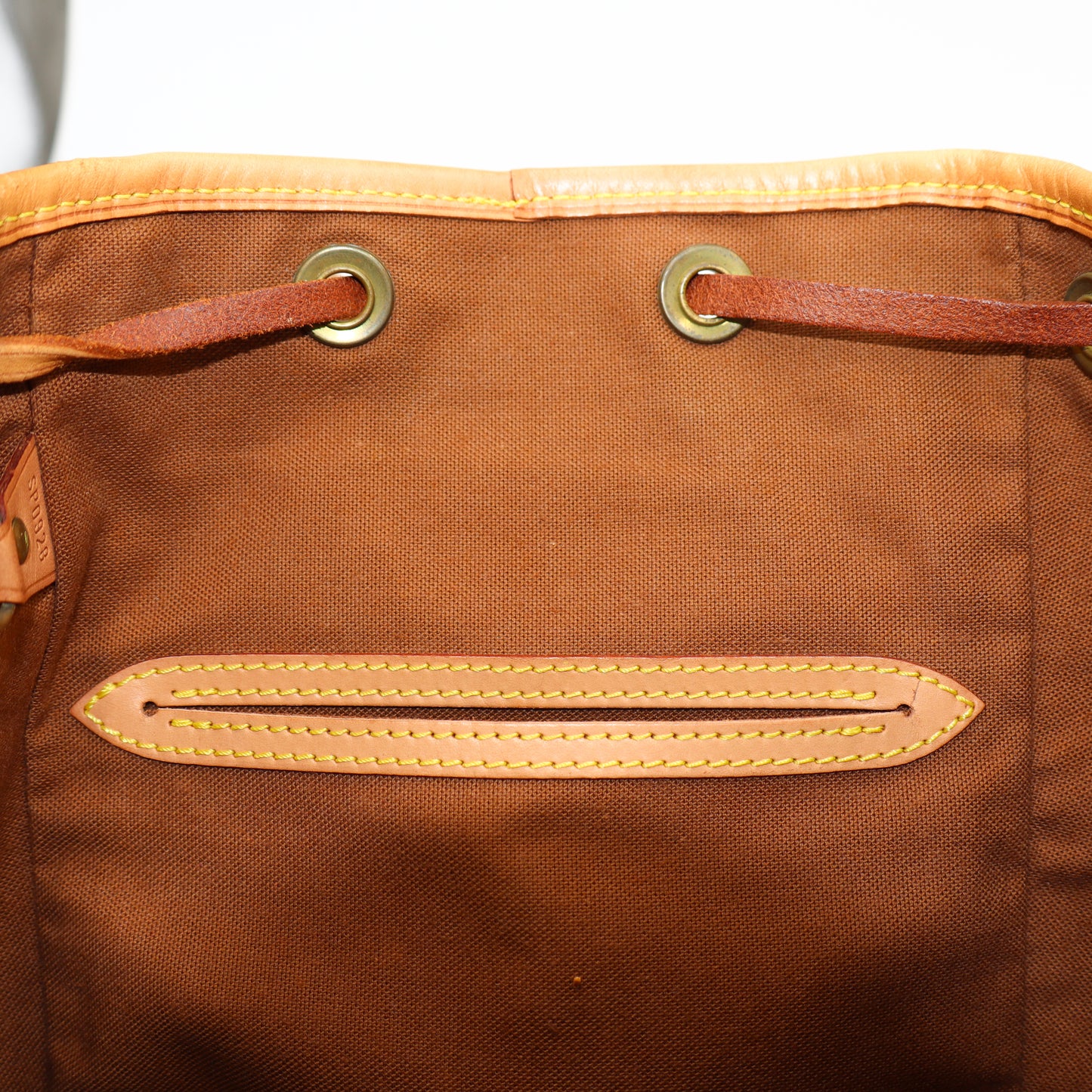 Louis Vuitton Montsouris PM Monogramm - 1053