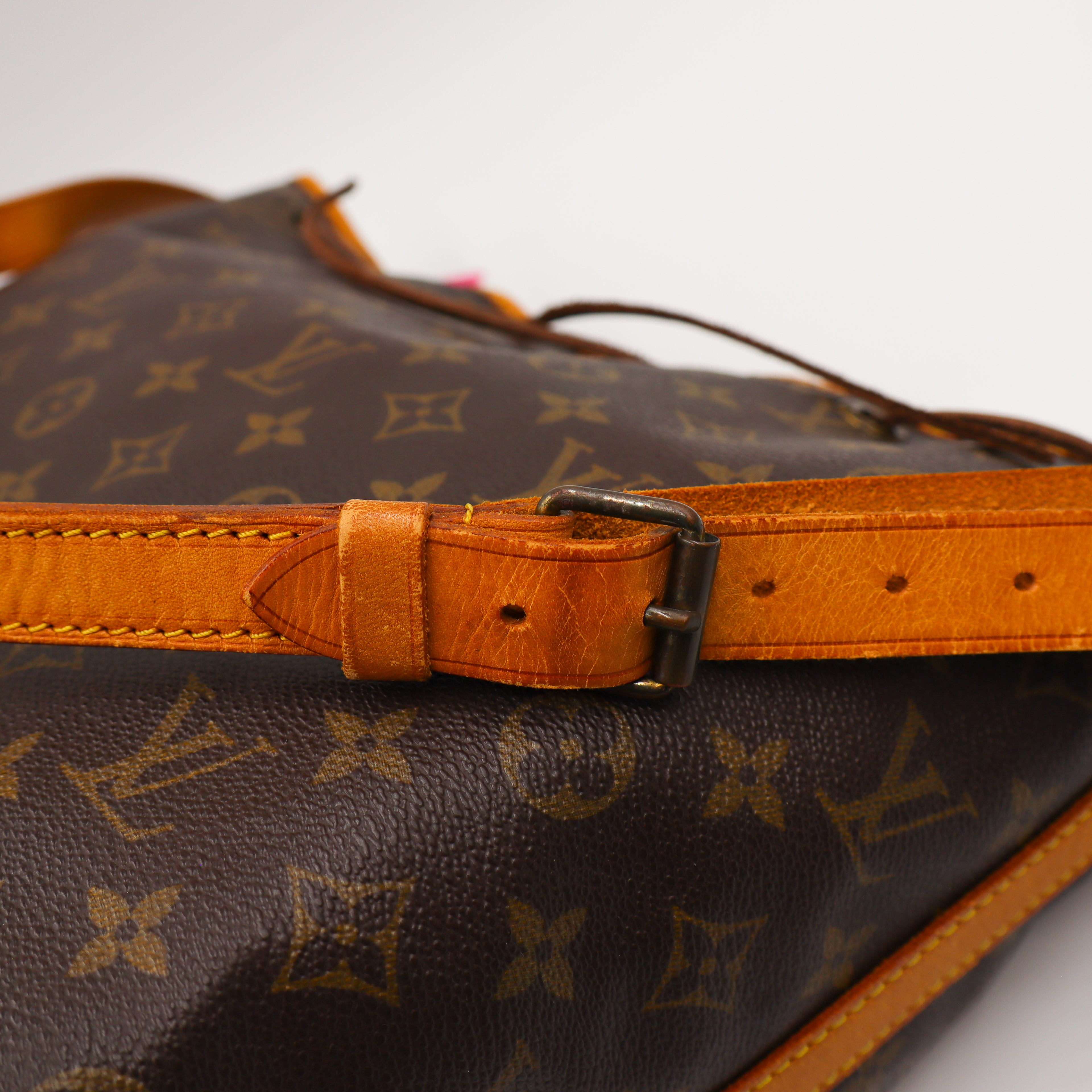 Louis Vuitton Sac Noé Petit Monogram - 697