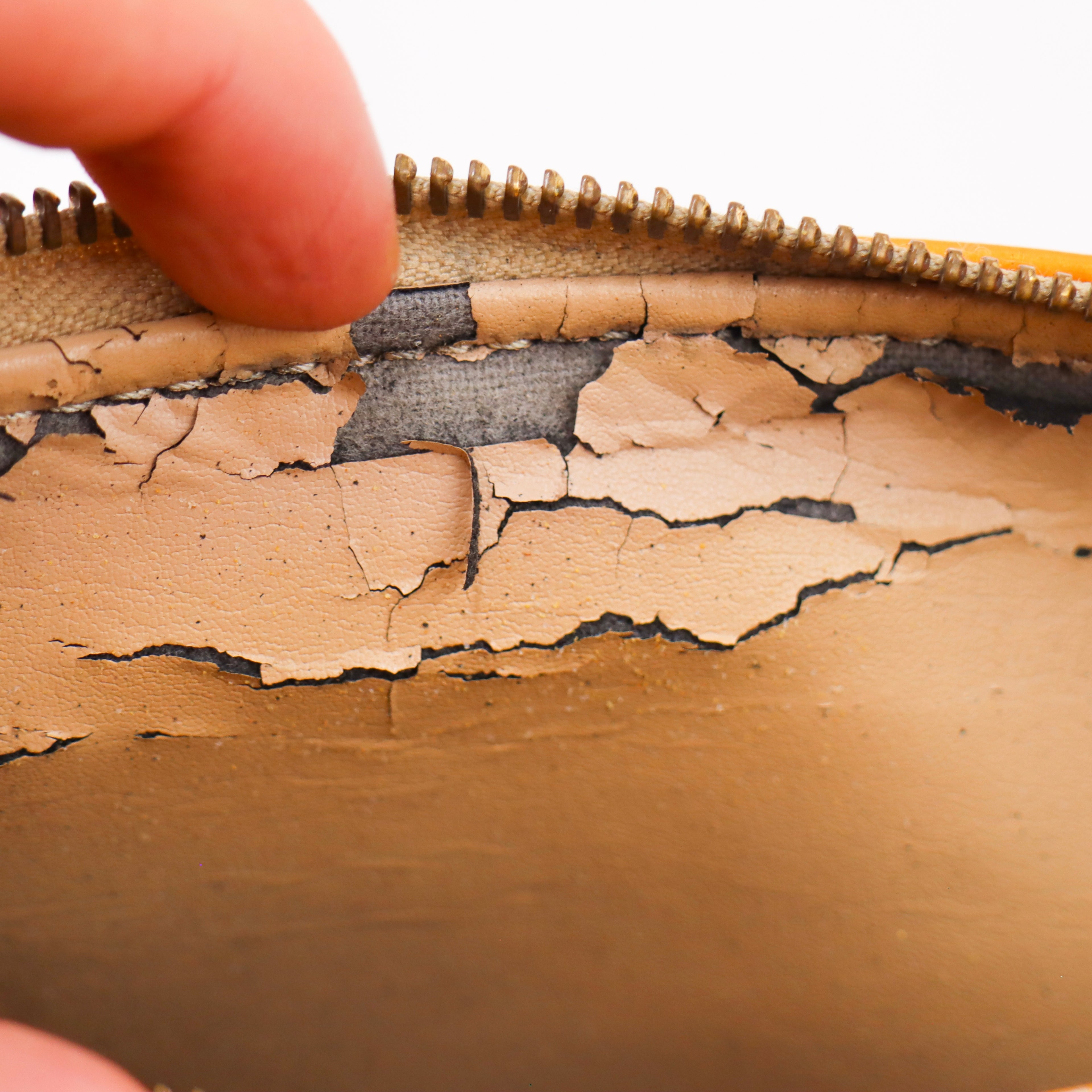 Louis Vuitton Papillon 30 EPI Gelb - 1041