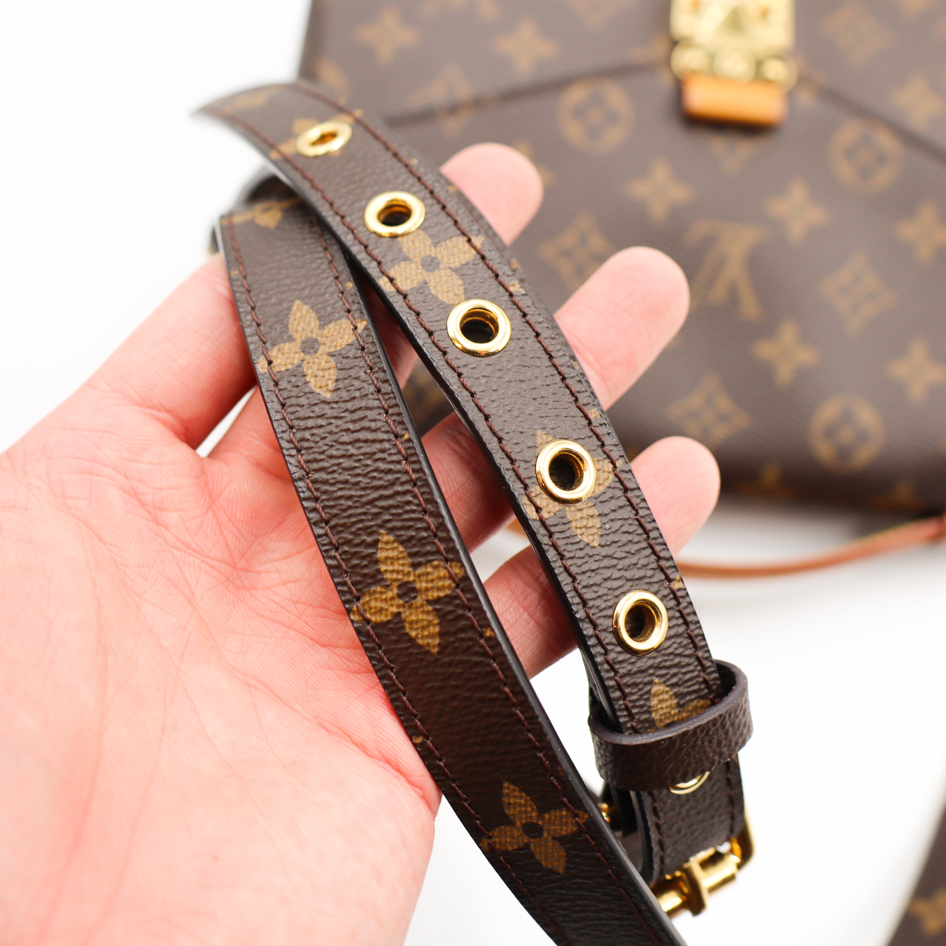 Louis Vuitton Pochette Metis Monogramm - 1102