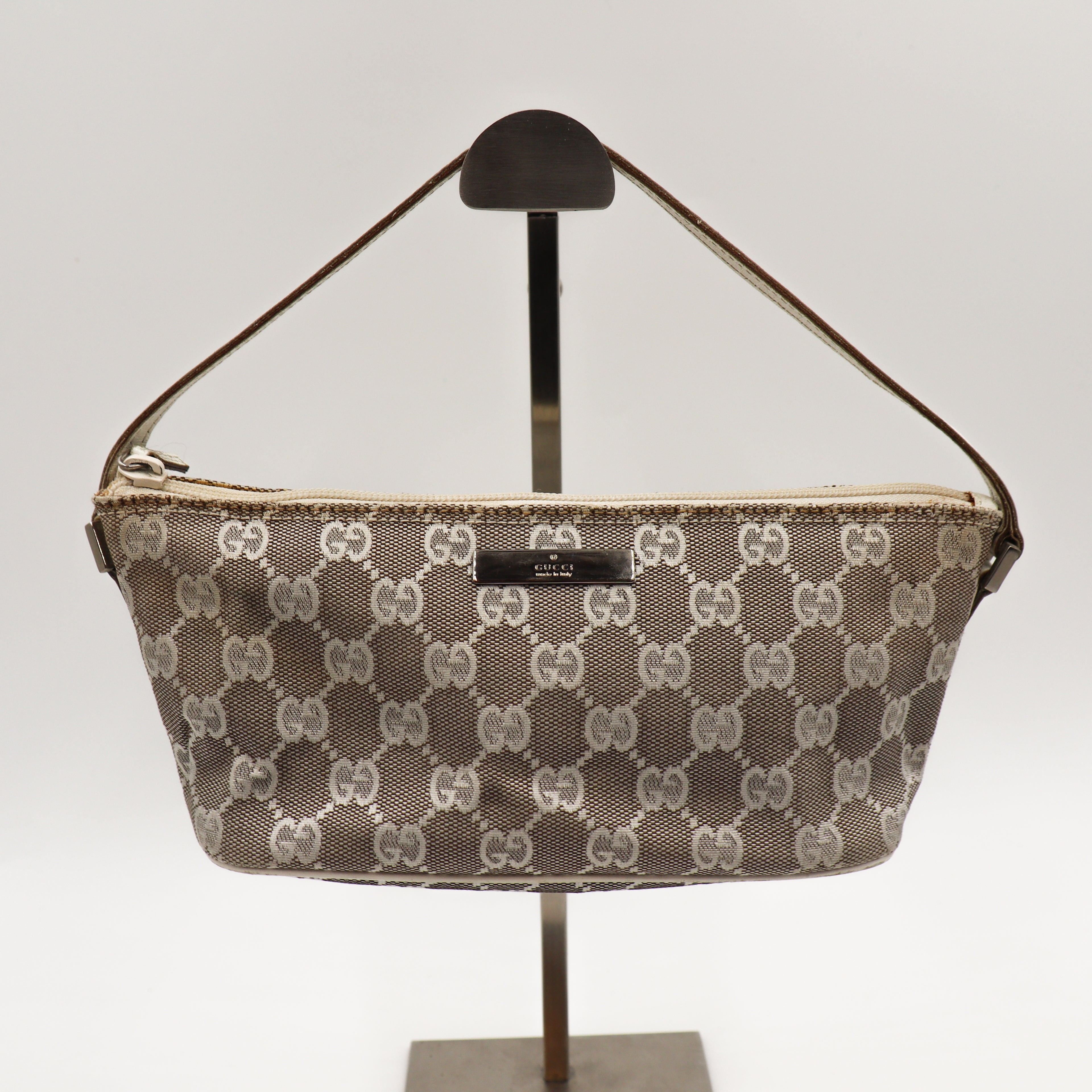 Gucci GG Boat Pochette Monogramm - 1105