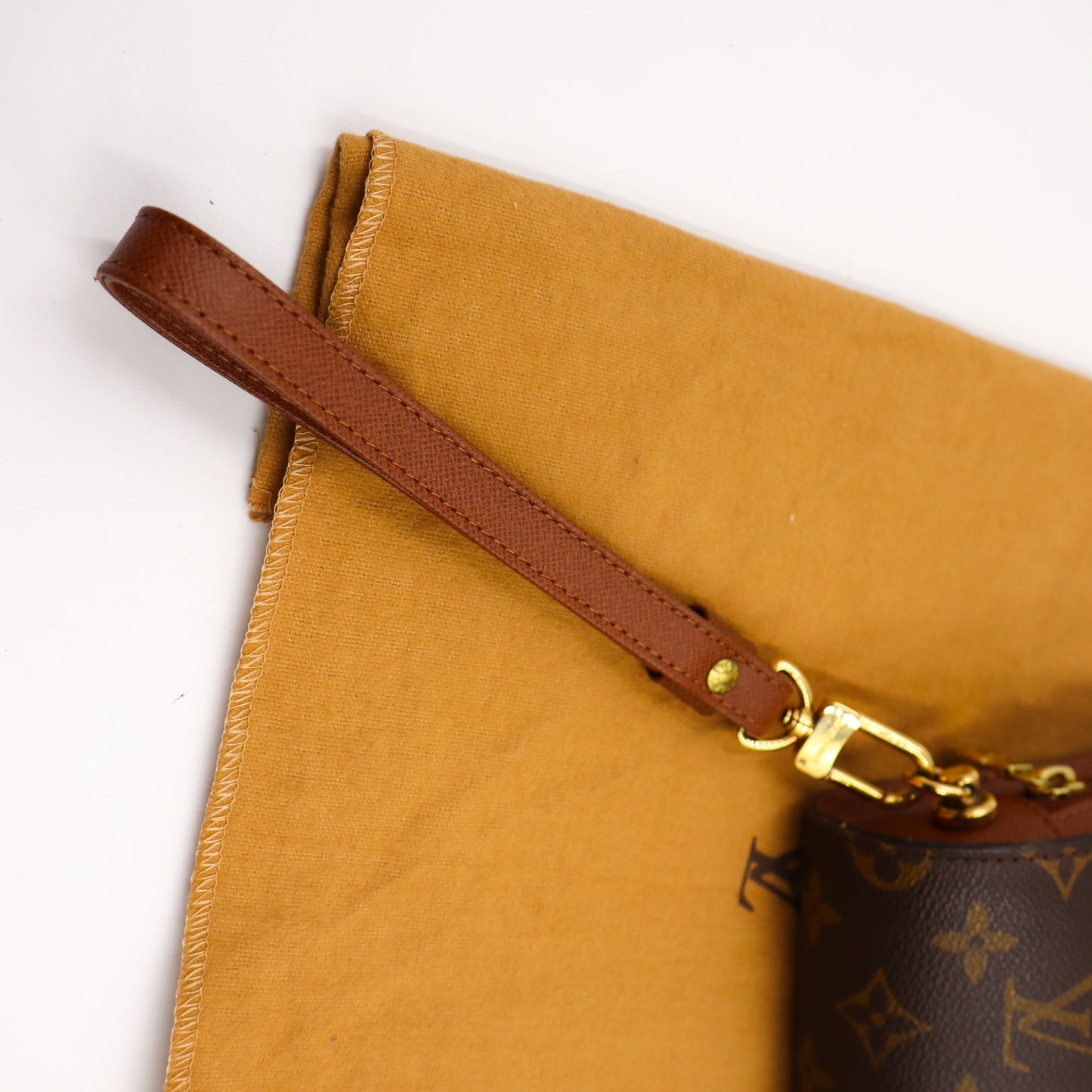 Louis Vuitton Orsay Clutch Monogramm - 1135