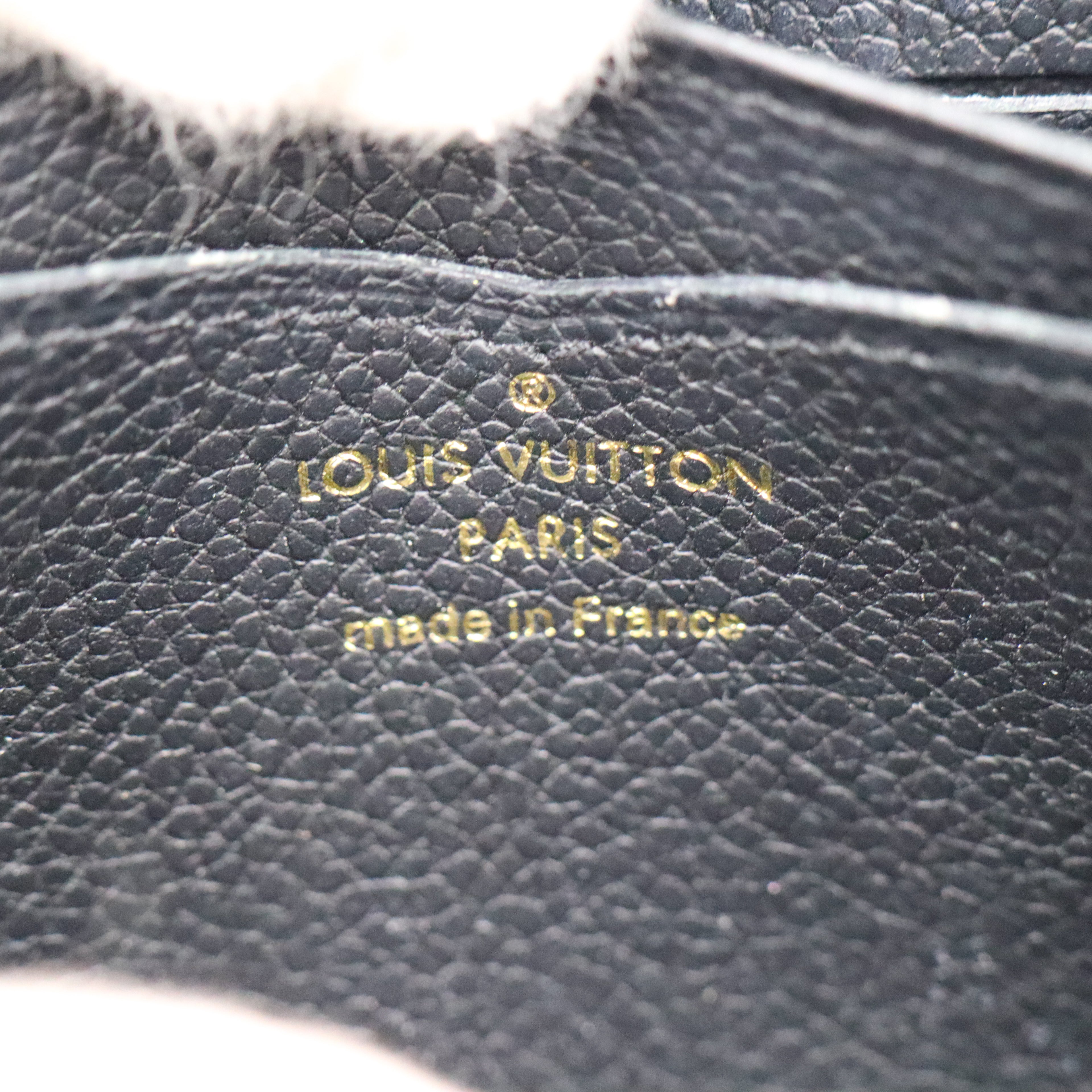 Louis Vuitton Zippy Coin - 1127