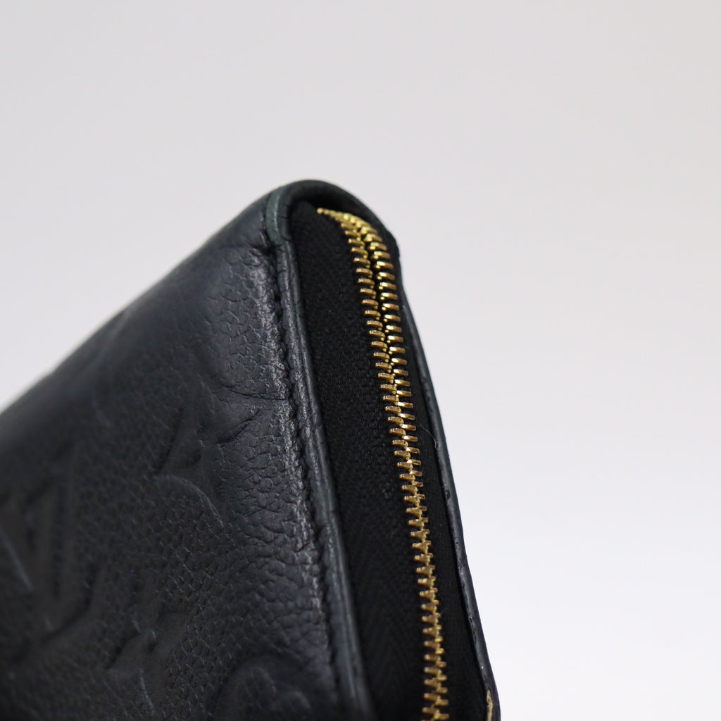 Louis Vuitton Zippy Coin - 1127