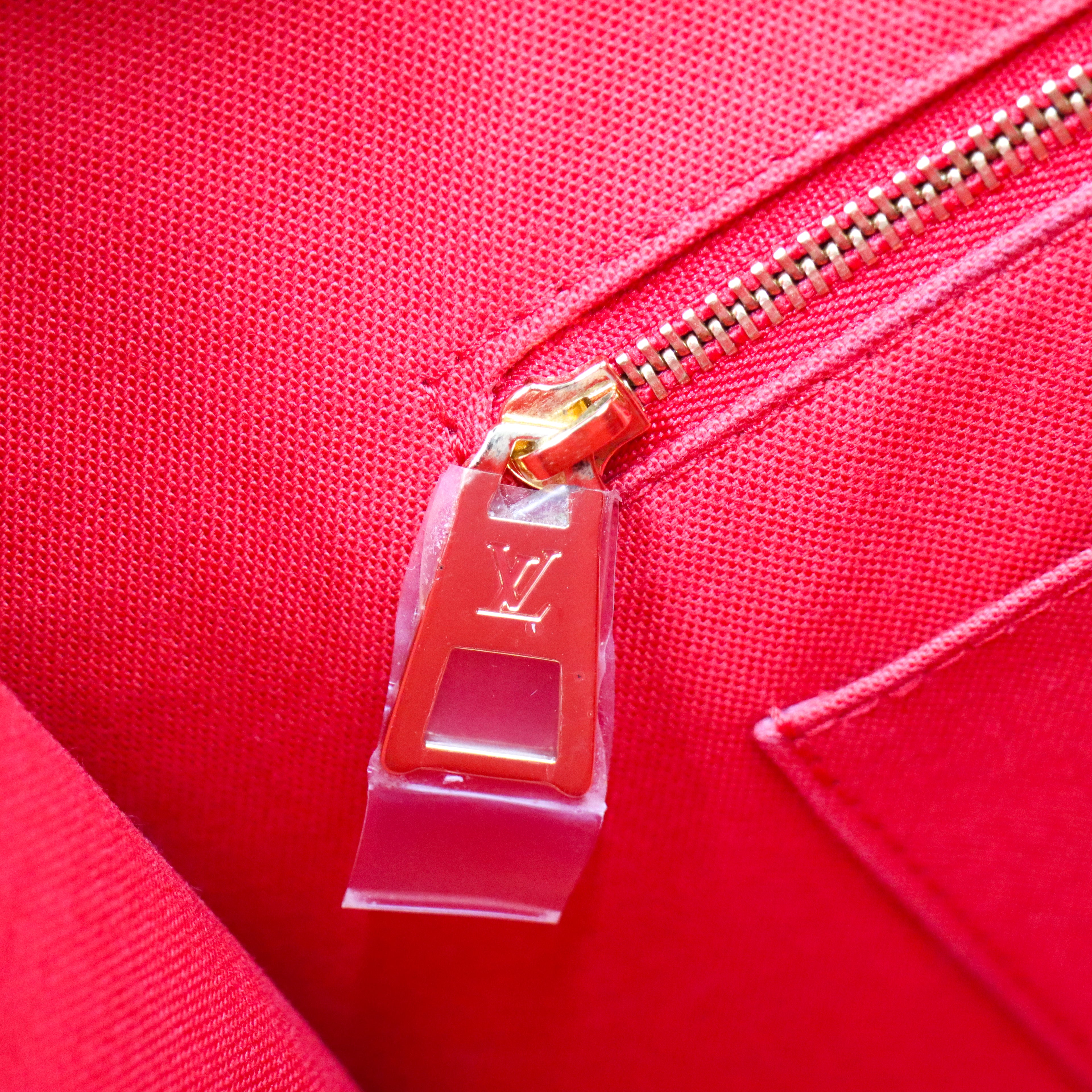 Louis Vuitton On the GO MM -1170