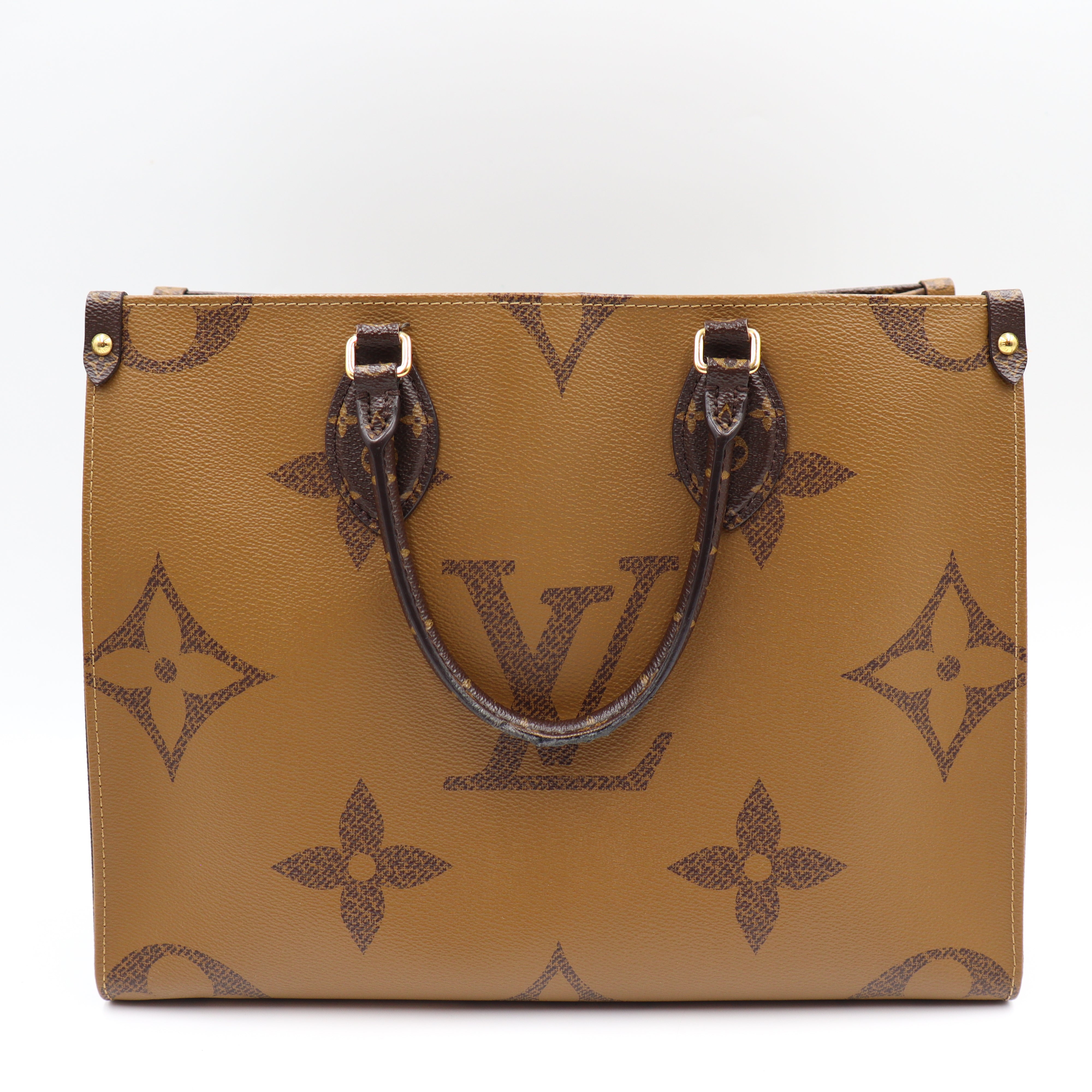 Louis Vuitton On the GO MM -1170 – Zheng Collector
