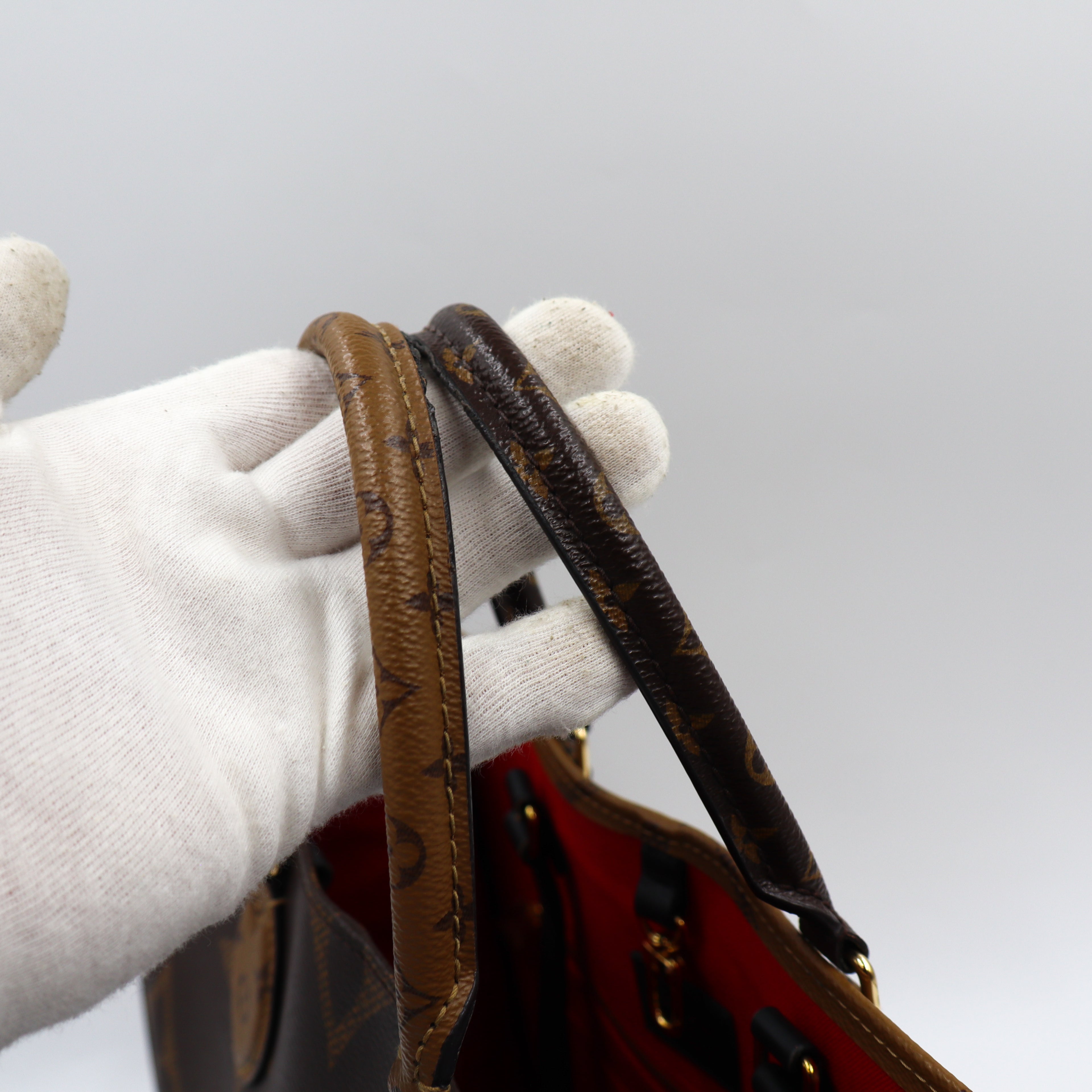 Louis Vuitton On the GO MM -1170