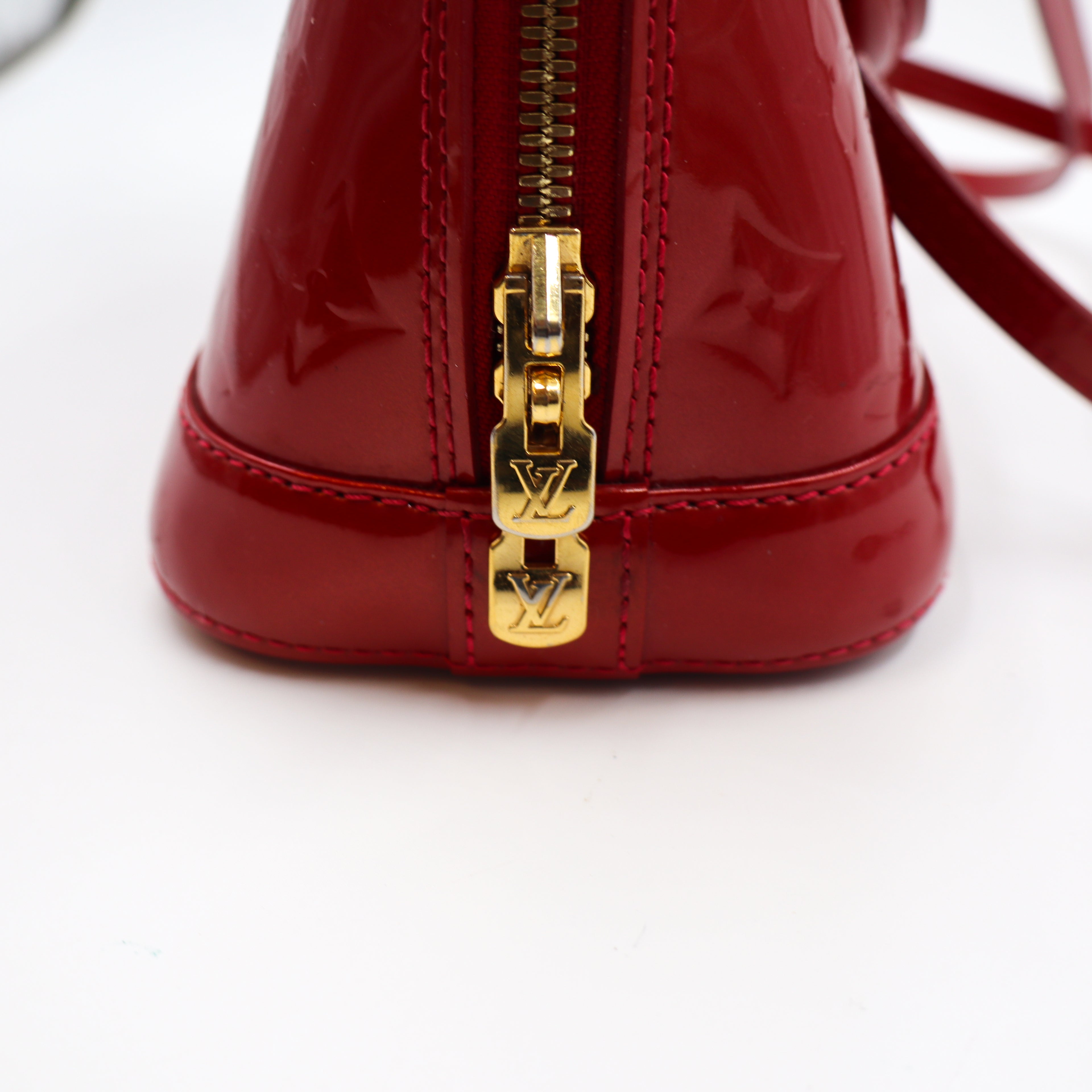 Louis Vuitton Alma BB Rot Vernis - 1164