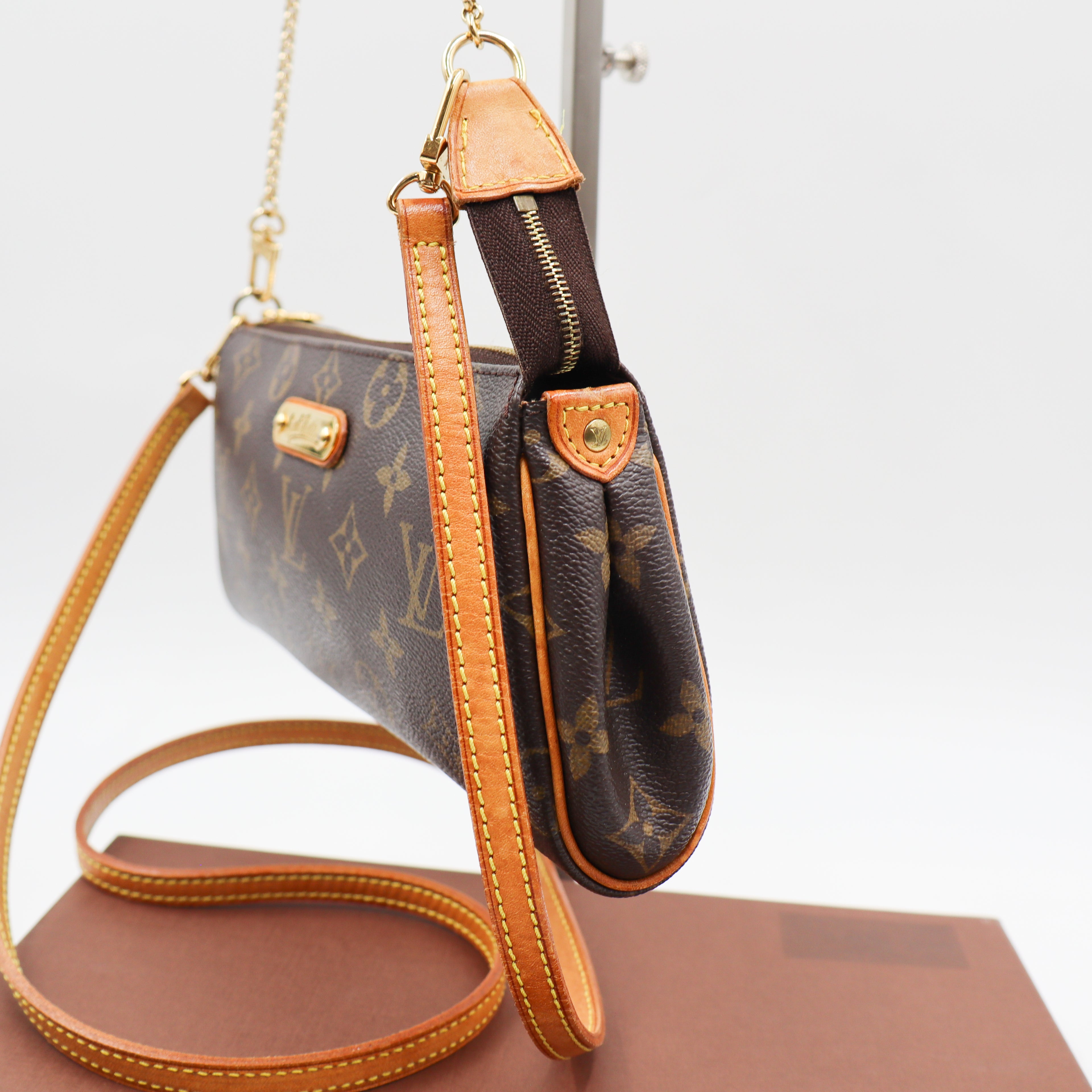 Louis Vuitton Eva Clutch Monogramm - 1231