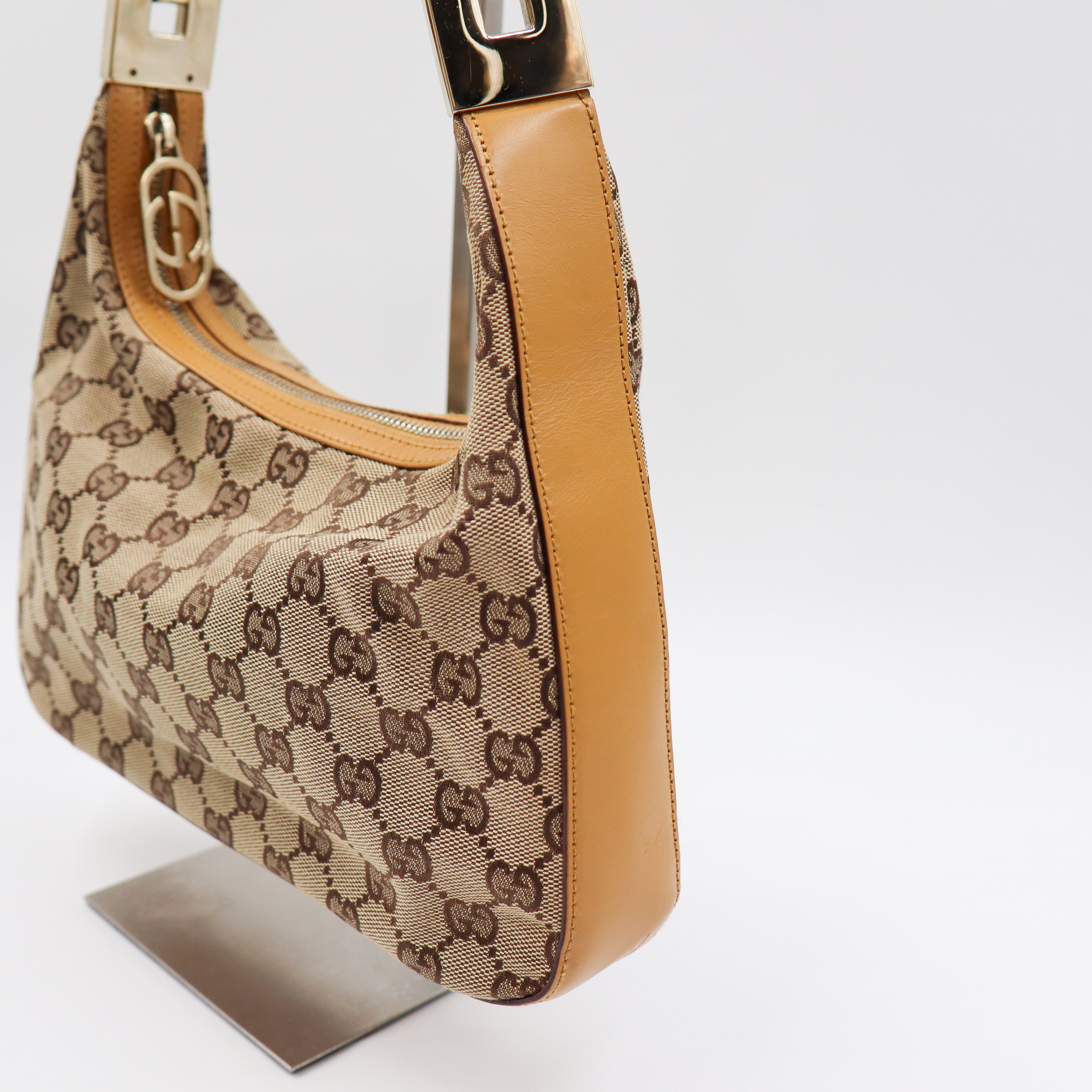 Gucci Hobo GG Monogramm - 1229