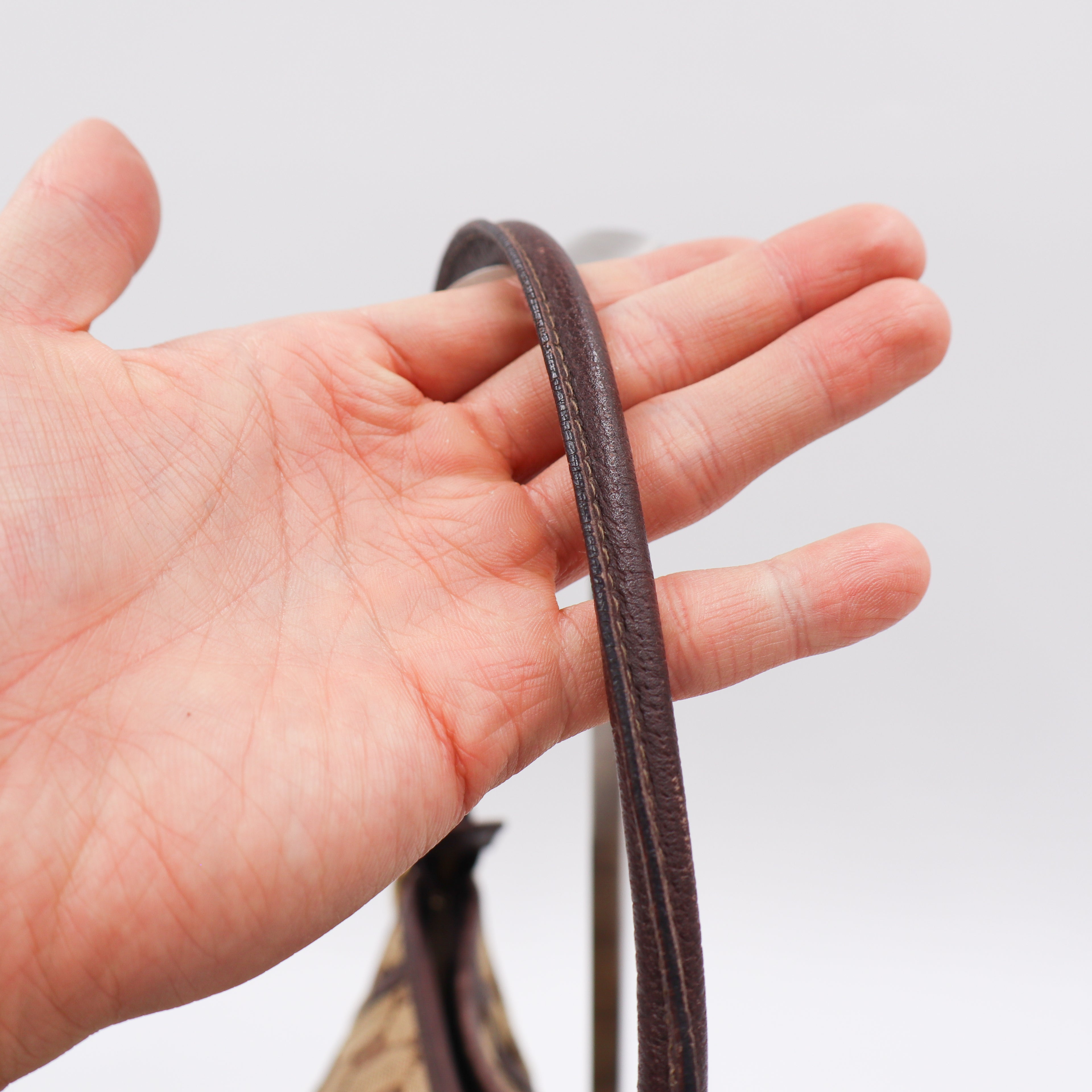 Gucci Abbey D-Ring Pochette - 1207