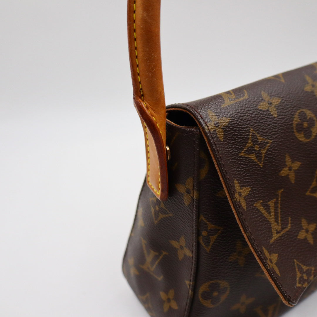 Louis Vuitton Looping PM Monogramm - 1262