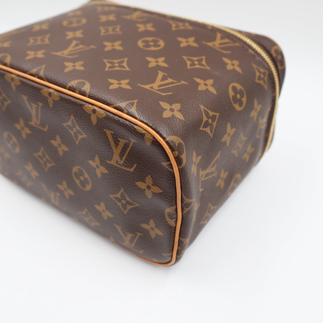 Louis Vuitton Nice BB Monogramm Kulturbeutel - 1265
