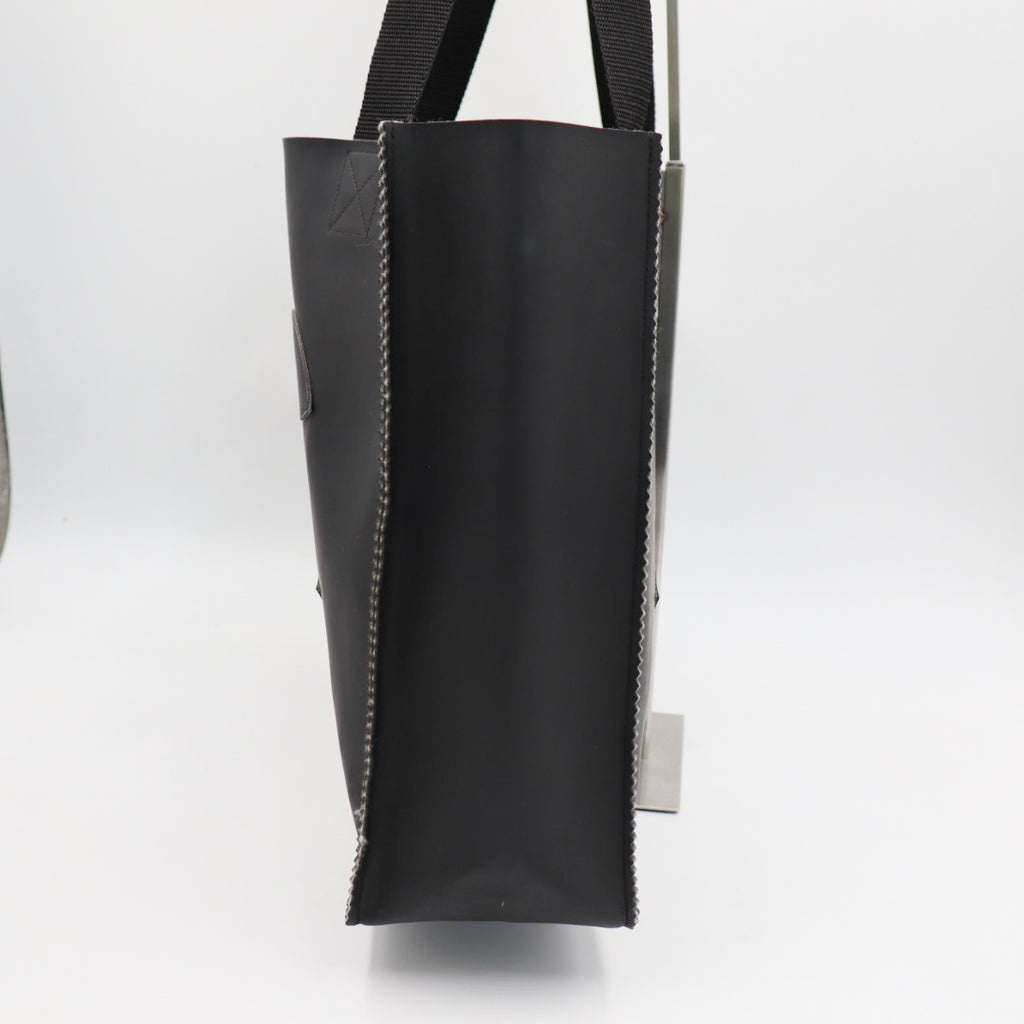 Chanel Rubber Shopper Tote Schwarz