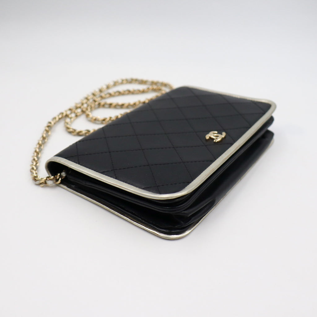 Chanel Matelasse Wallet on Chain