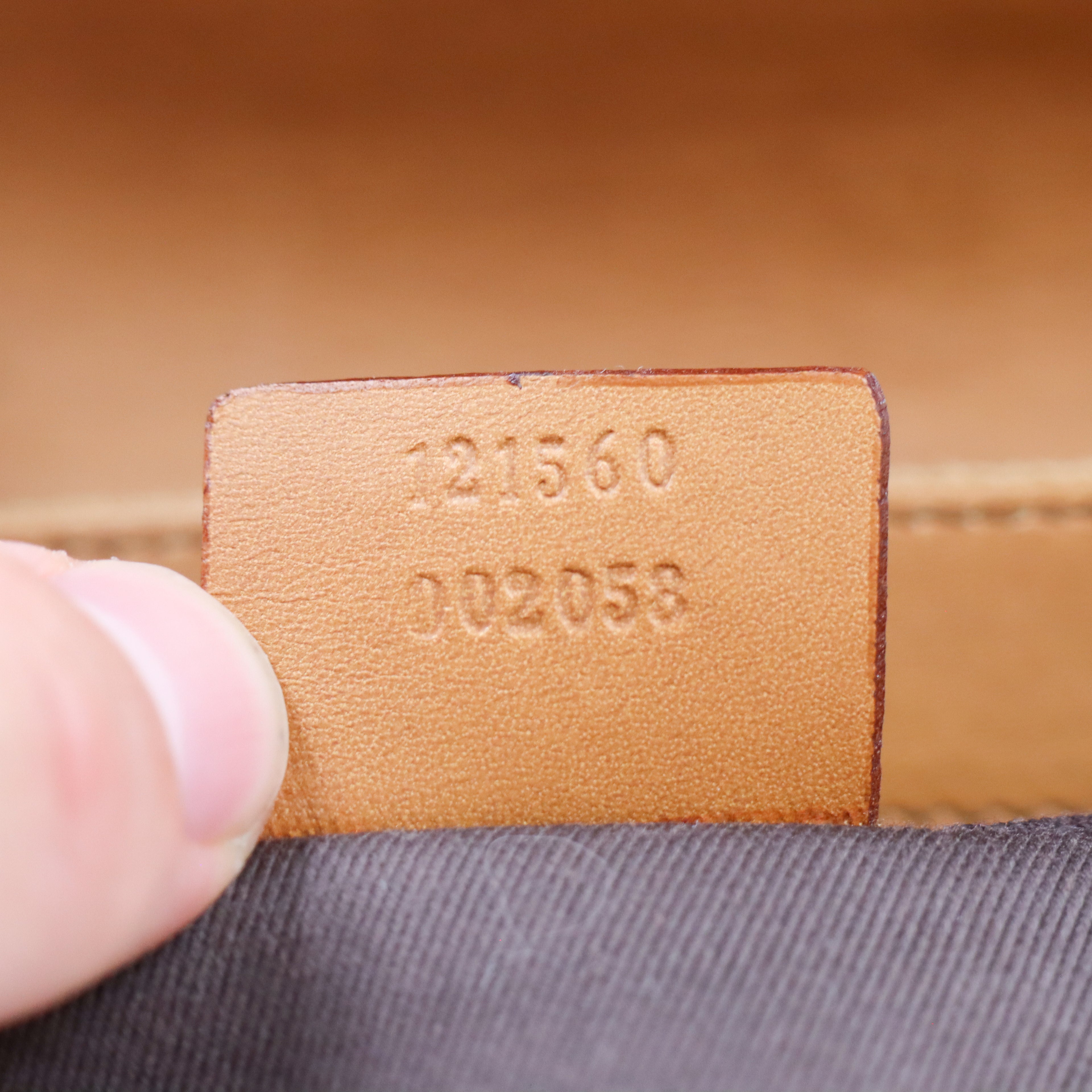 Gucci Two Tone Flap Pochette - 756