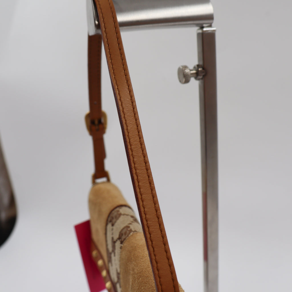 Gucci Two Tone Flap Pochette - 756