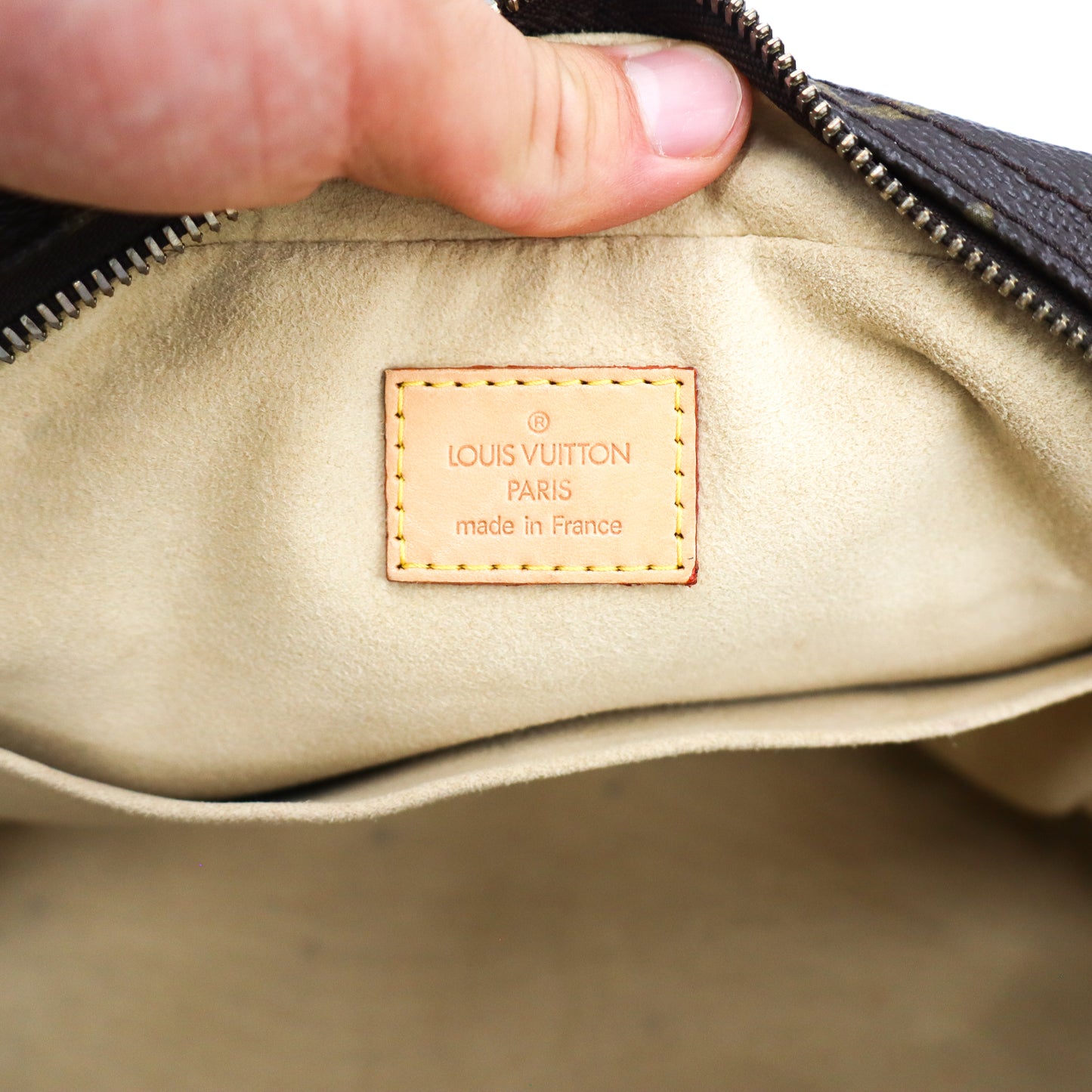 Louis Vuitton Manhatten PM Monogram - 781
